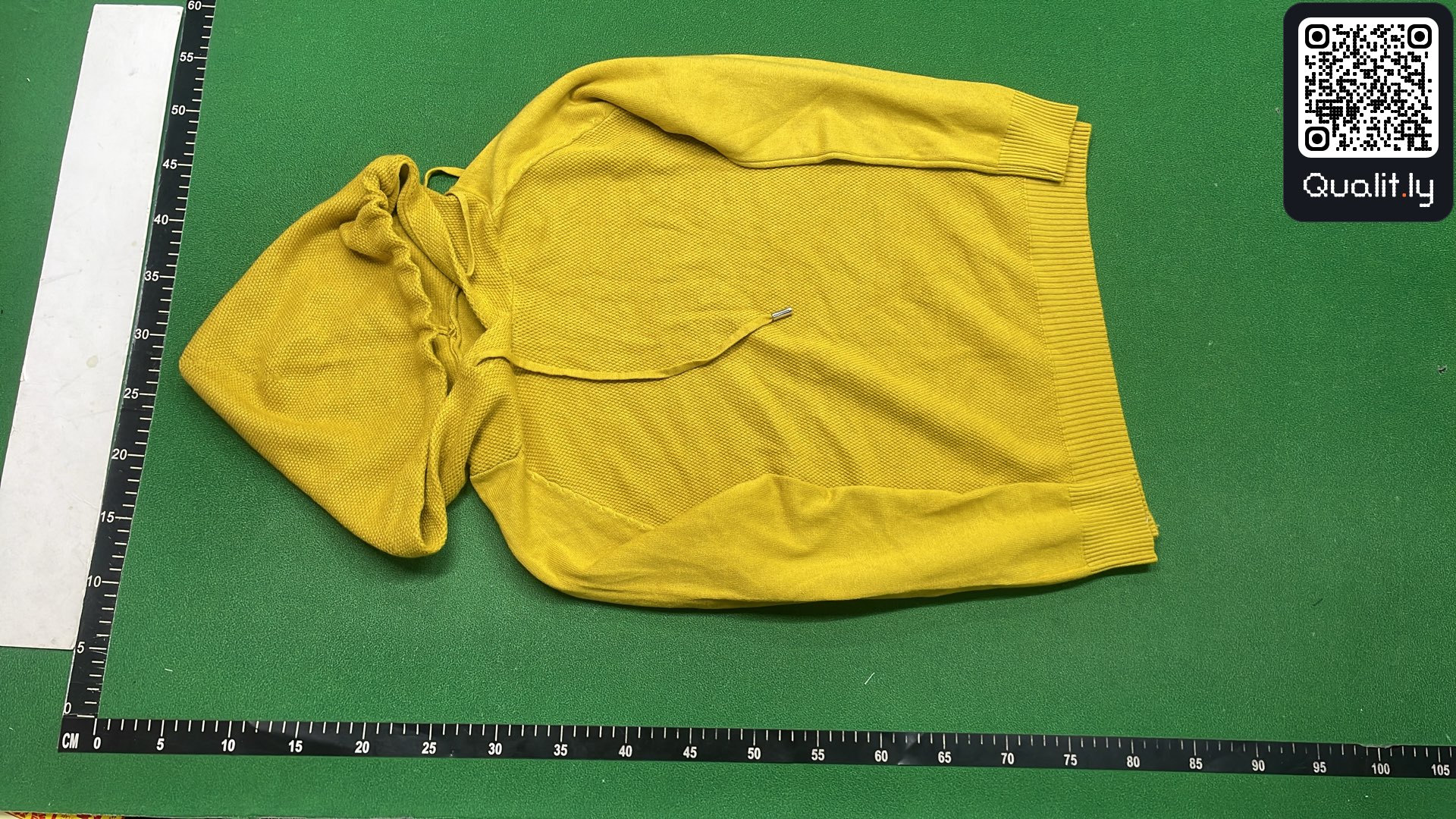 Sudadera con capucha — foto QC 2 de 8