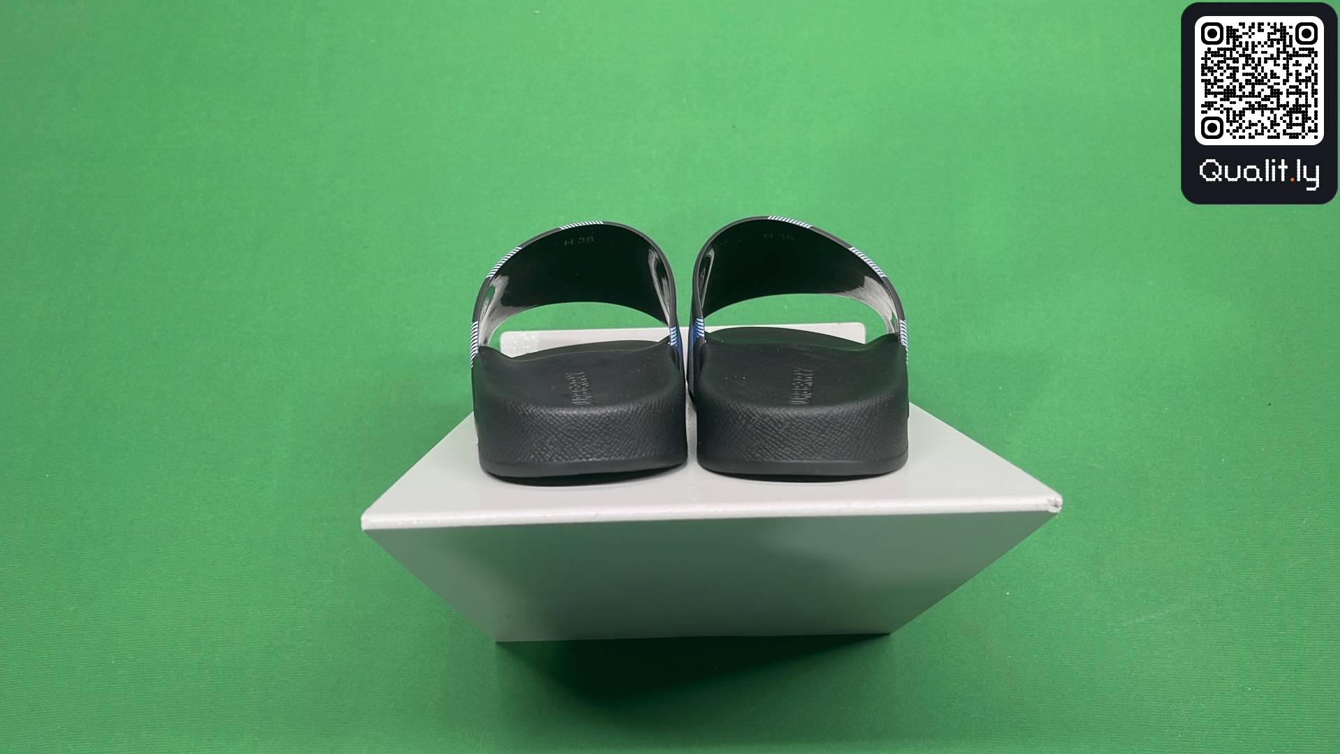 Claquettes — photo QC 3 sur 6