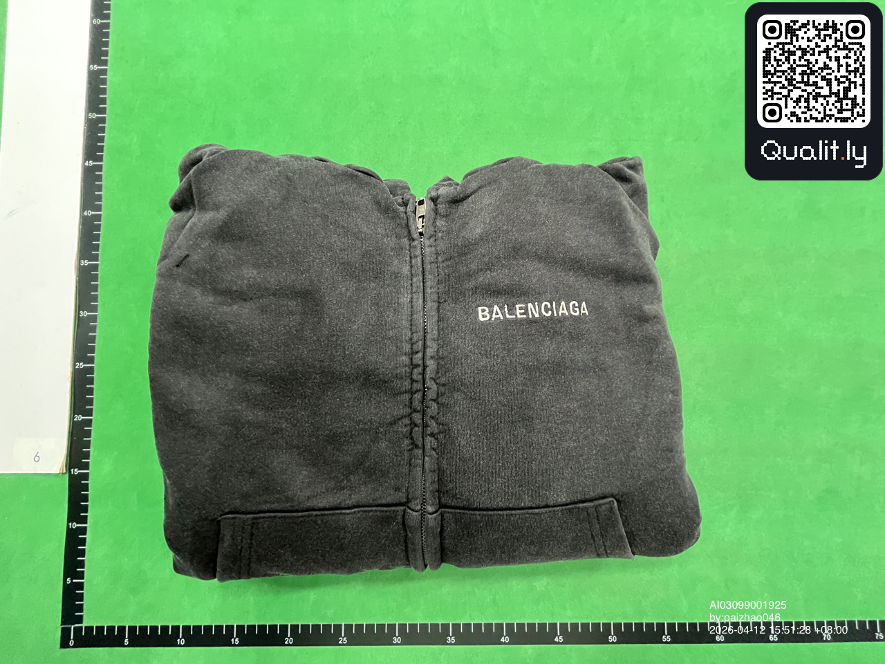 Sweatshirt — QC-foto 1 av 17