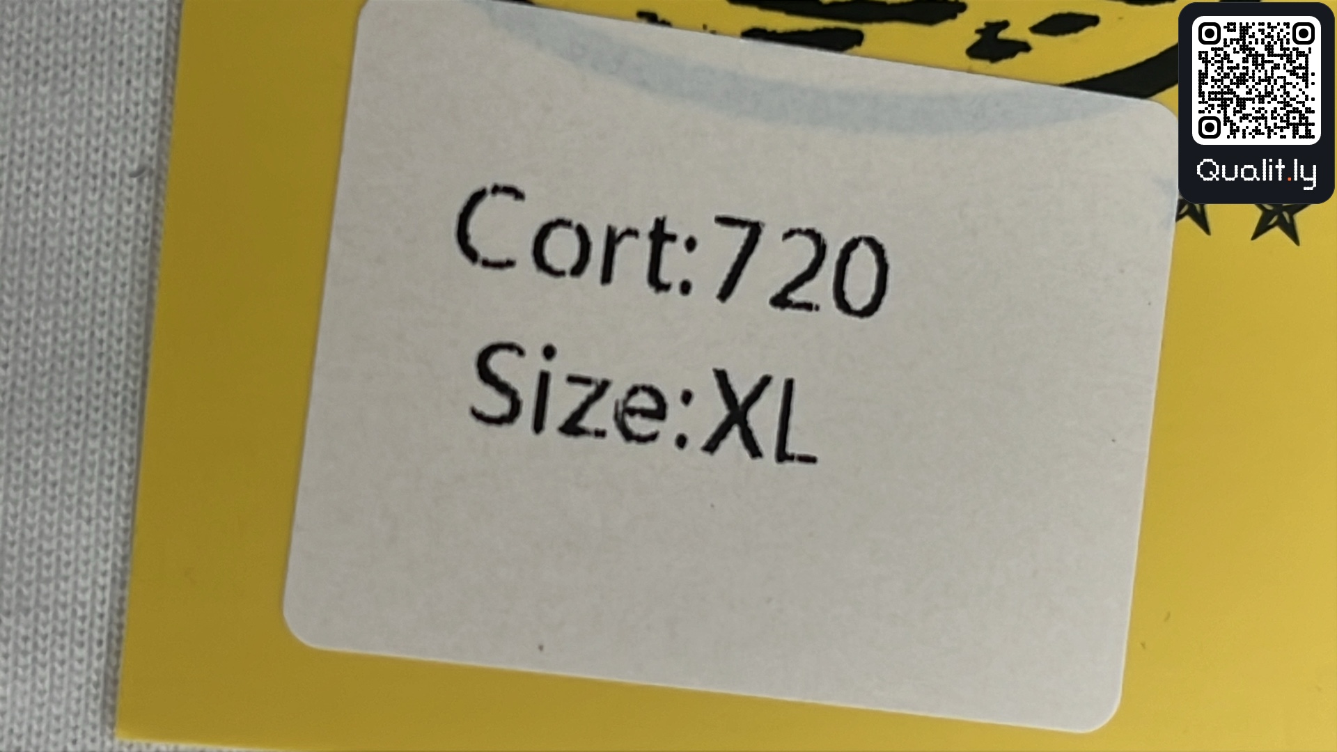 T-shirt — foto QC 1 de 4
