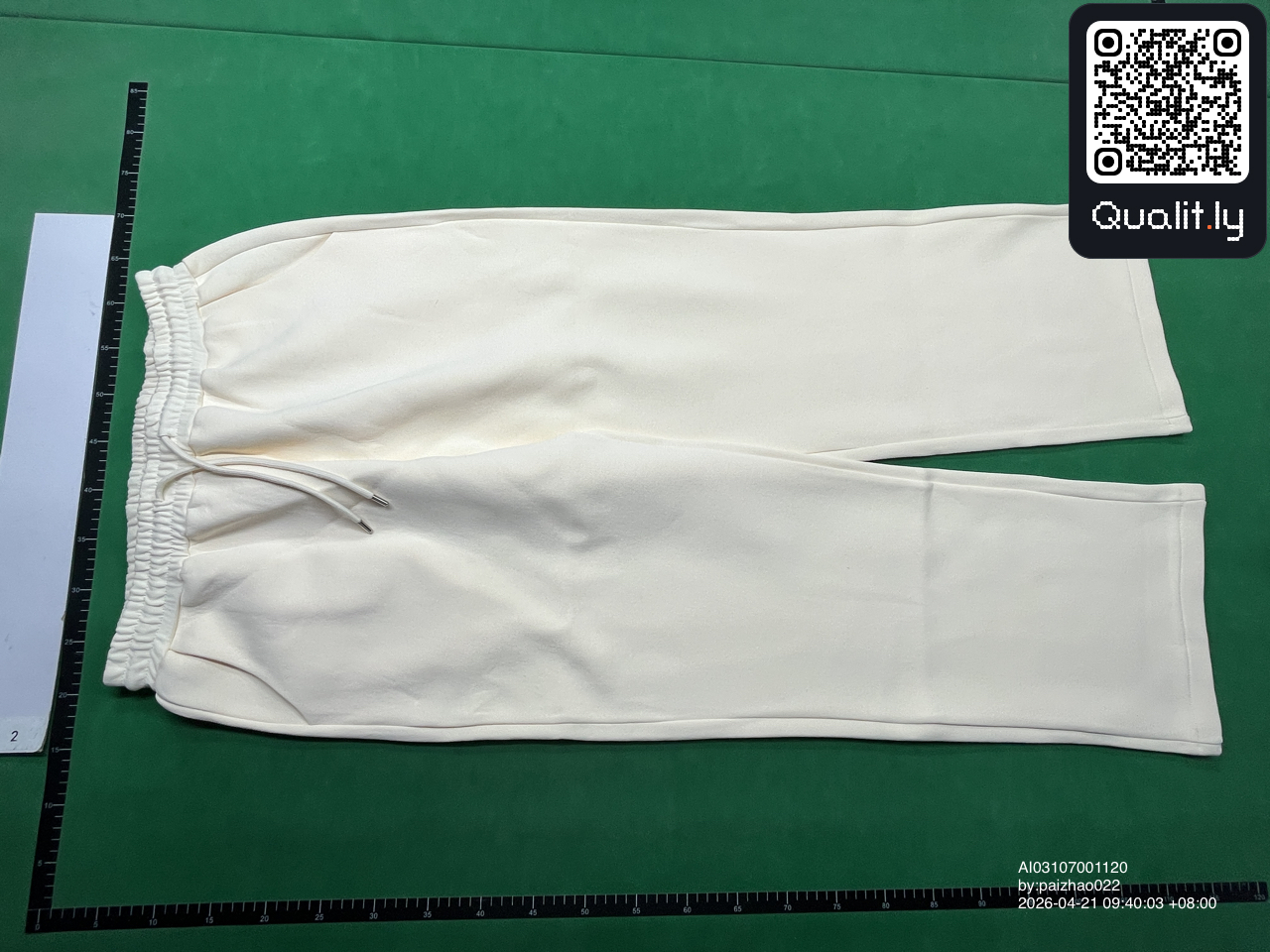 Hoodie — QC-foto 2 van 34