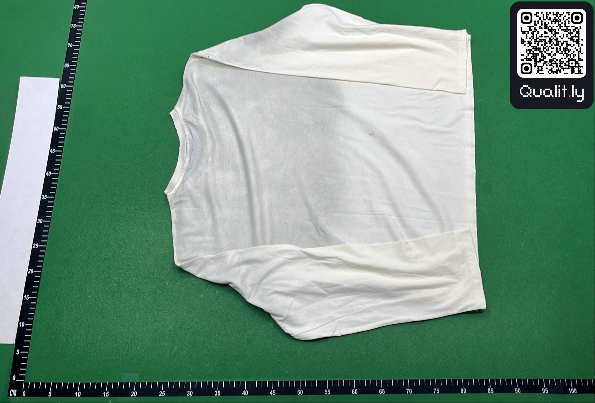 T-shirt — QC-foto 3 av 4