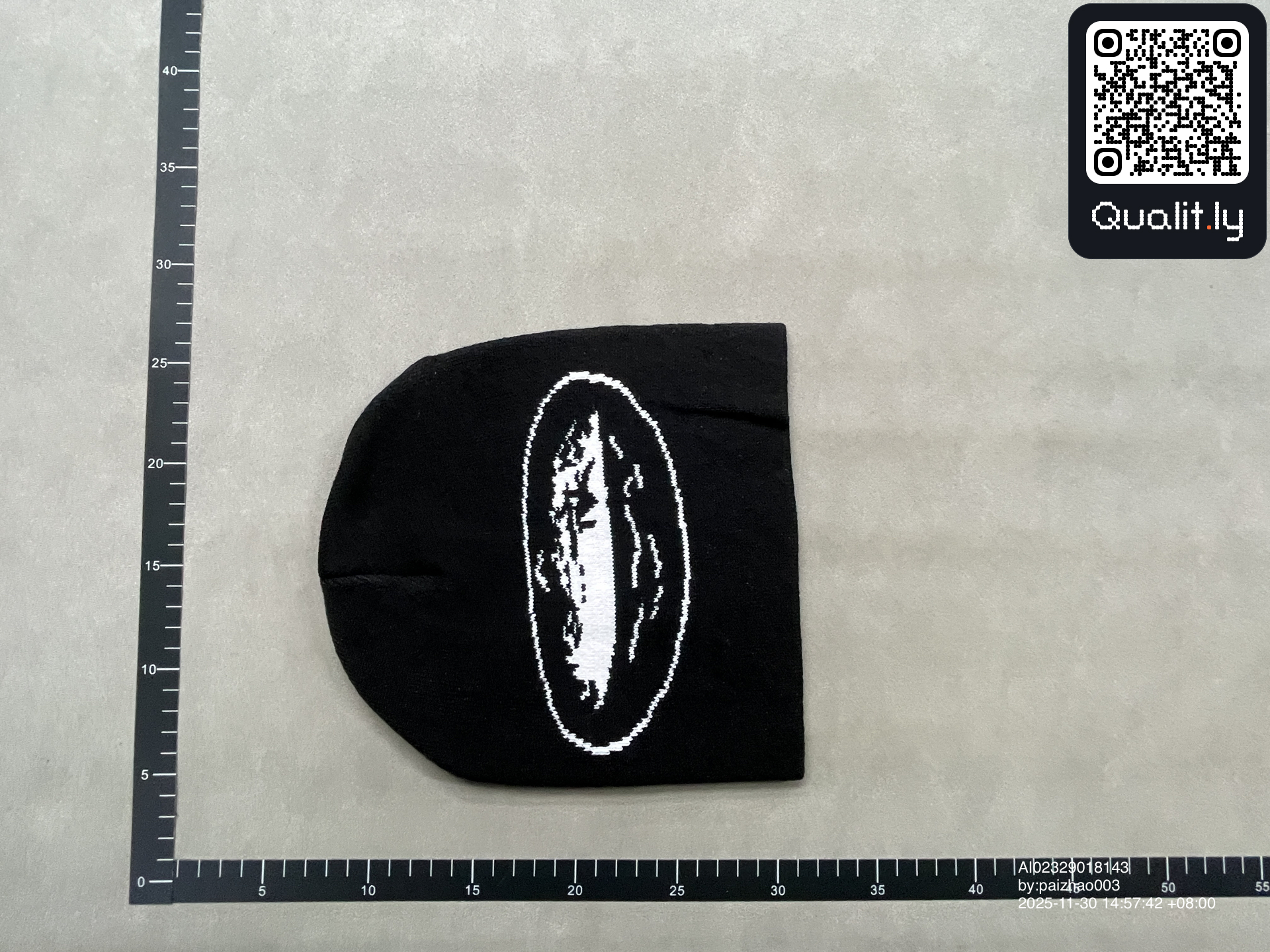 Beanie QC photo 1 of 10