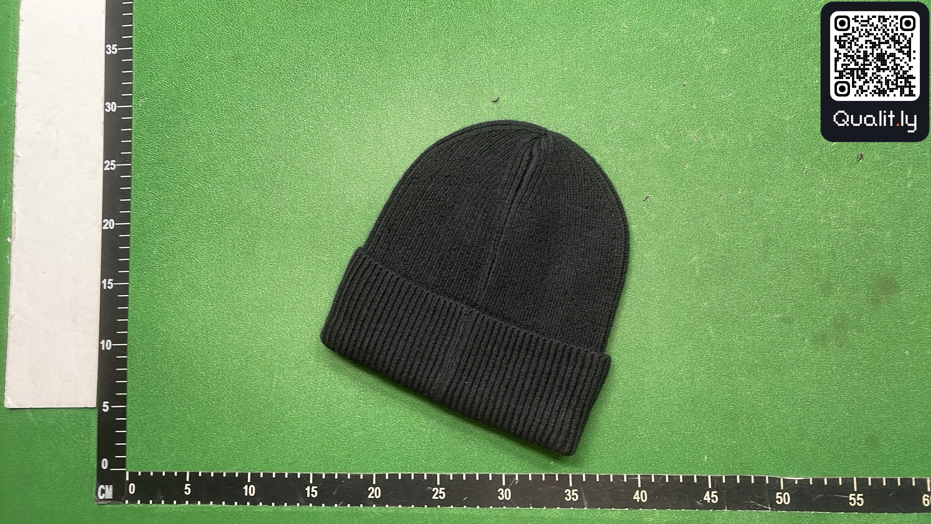 Bonnet — photo QC 2 sur 9