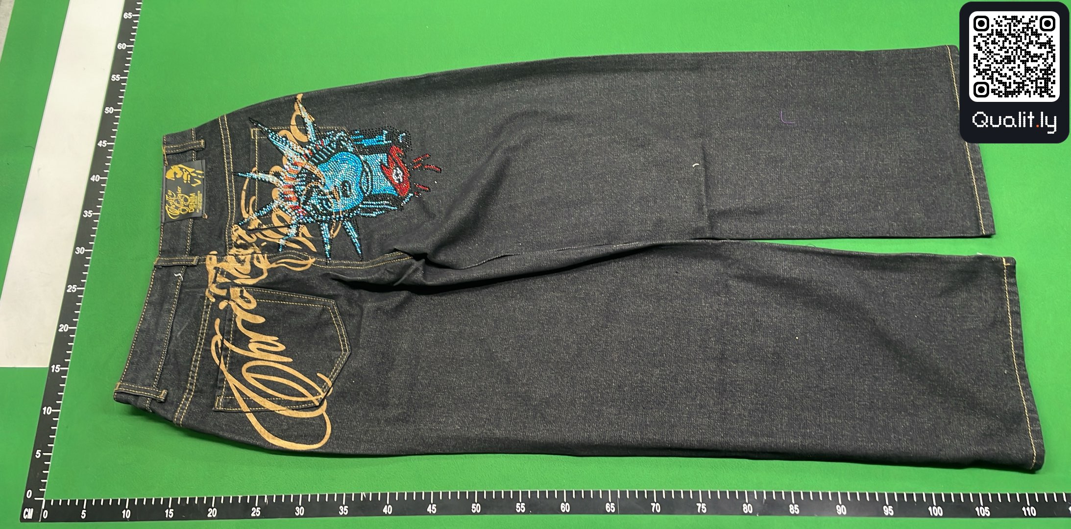 Jeans — QC-foto 3 av 16