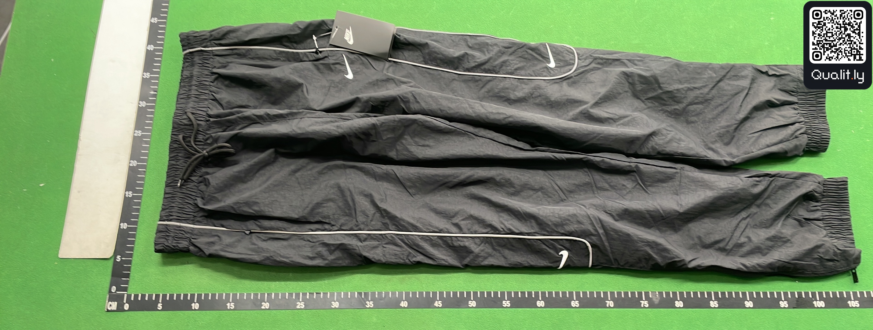 Jacket QC photo 2 of 9