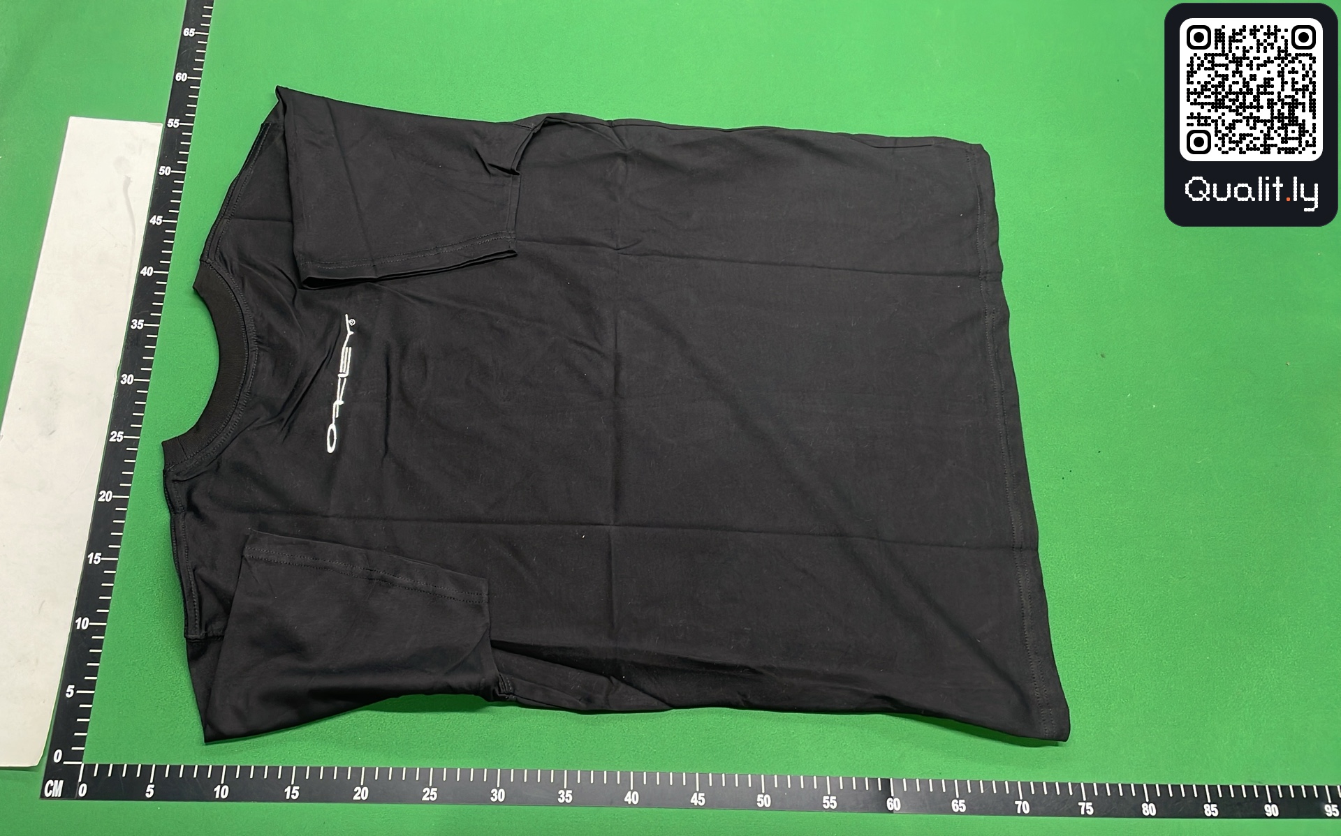 Shirt QC photo 3 of 52