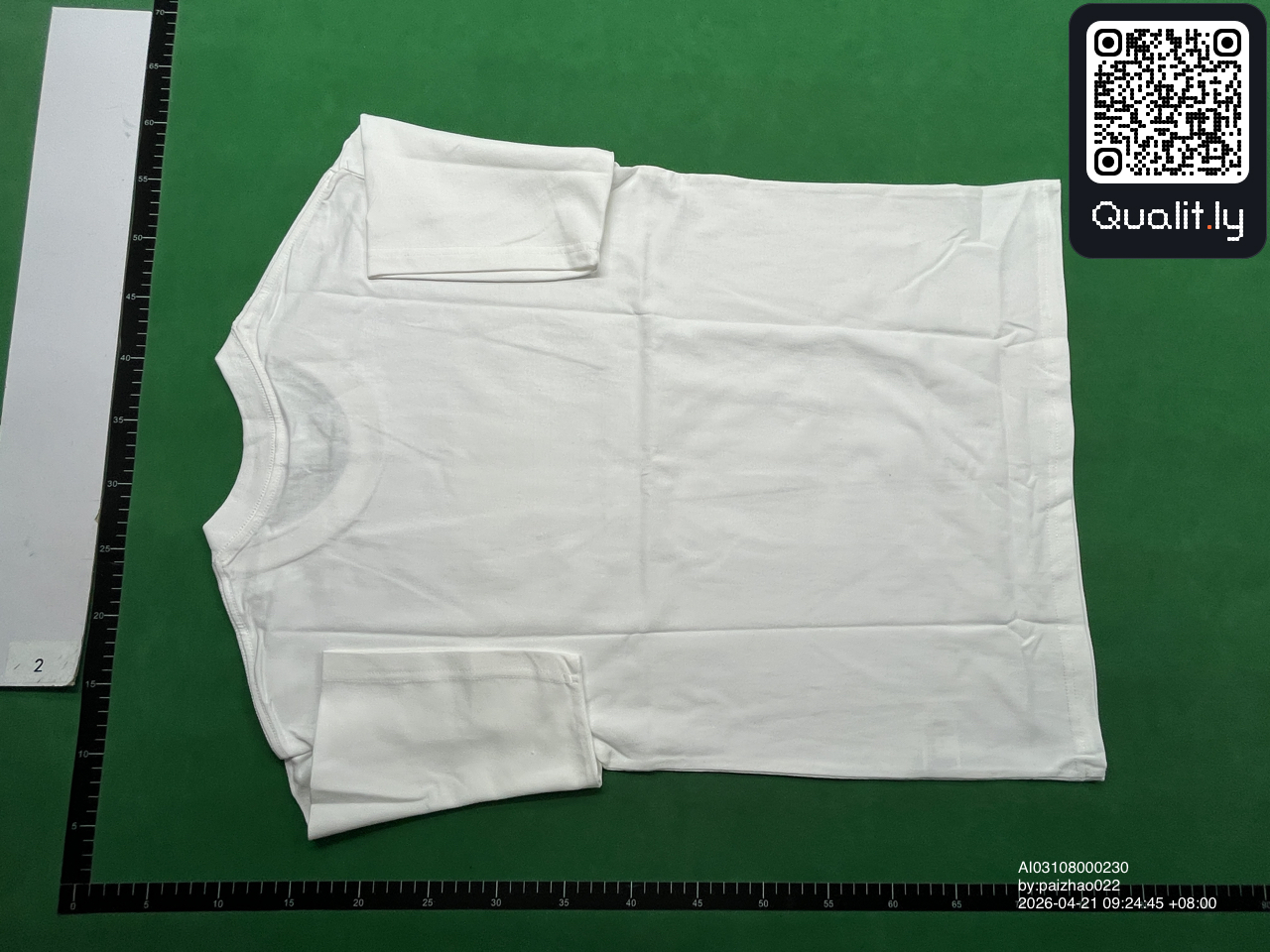T-shirt — photo QC 3 sur 10