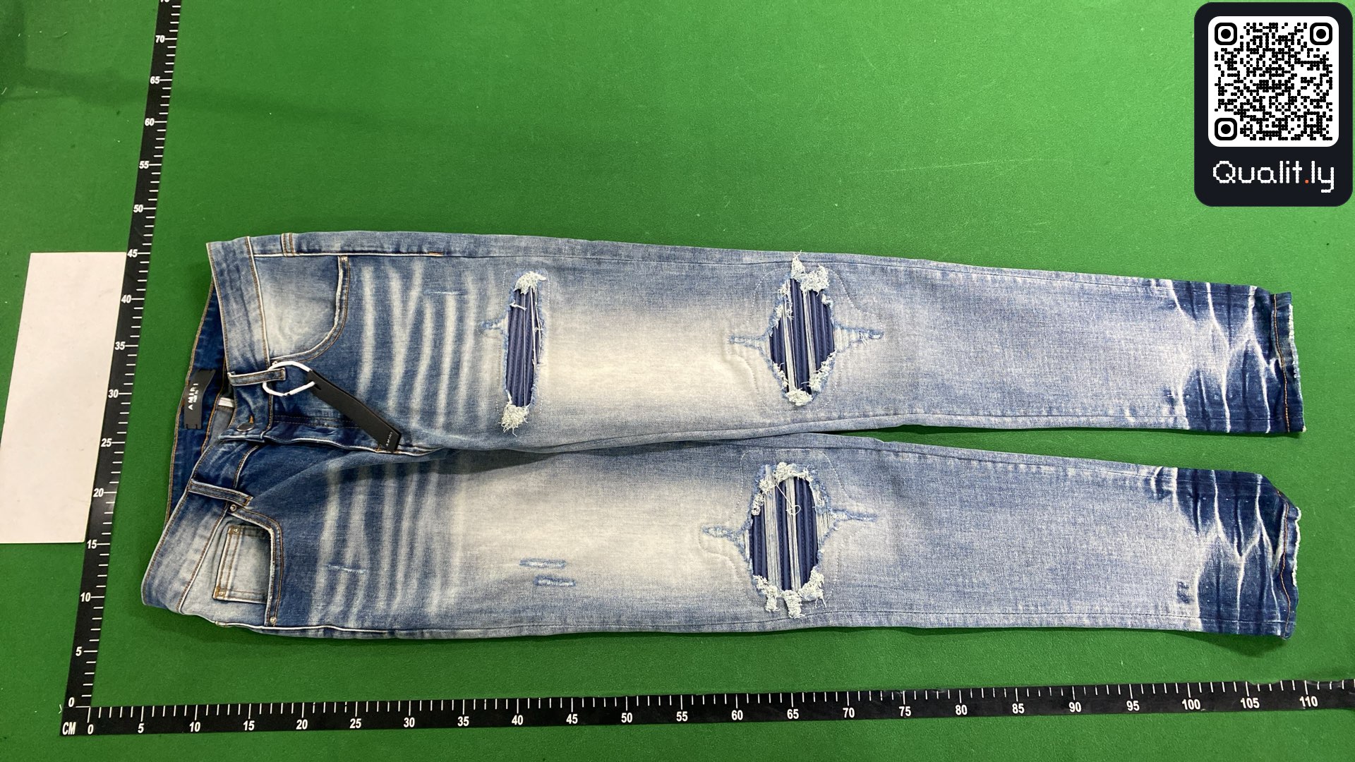 Jeans — foto QC 2 di 18