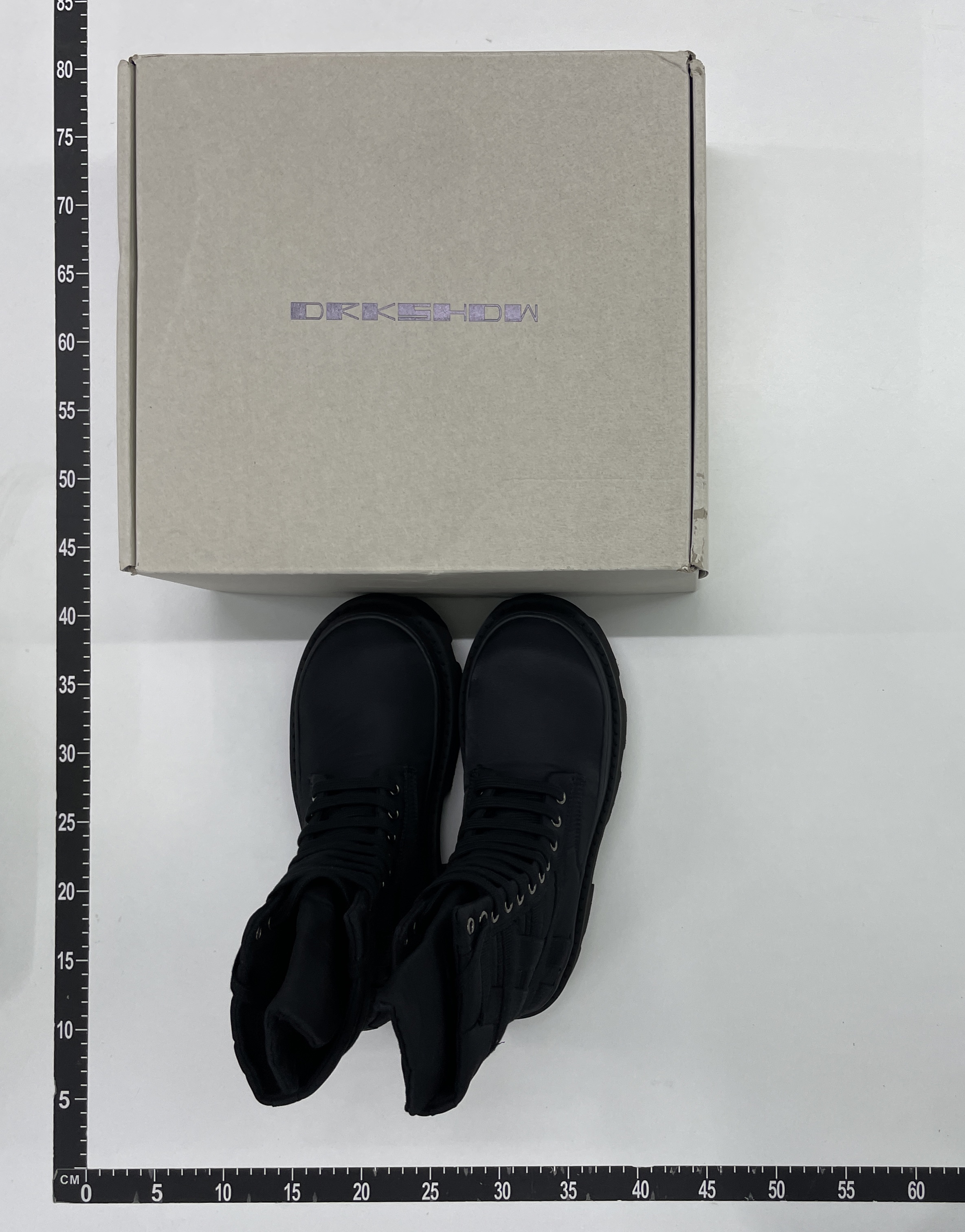 Boots QC photo 2 of 33