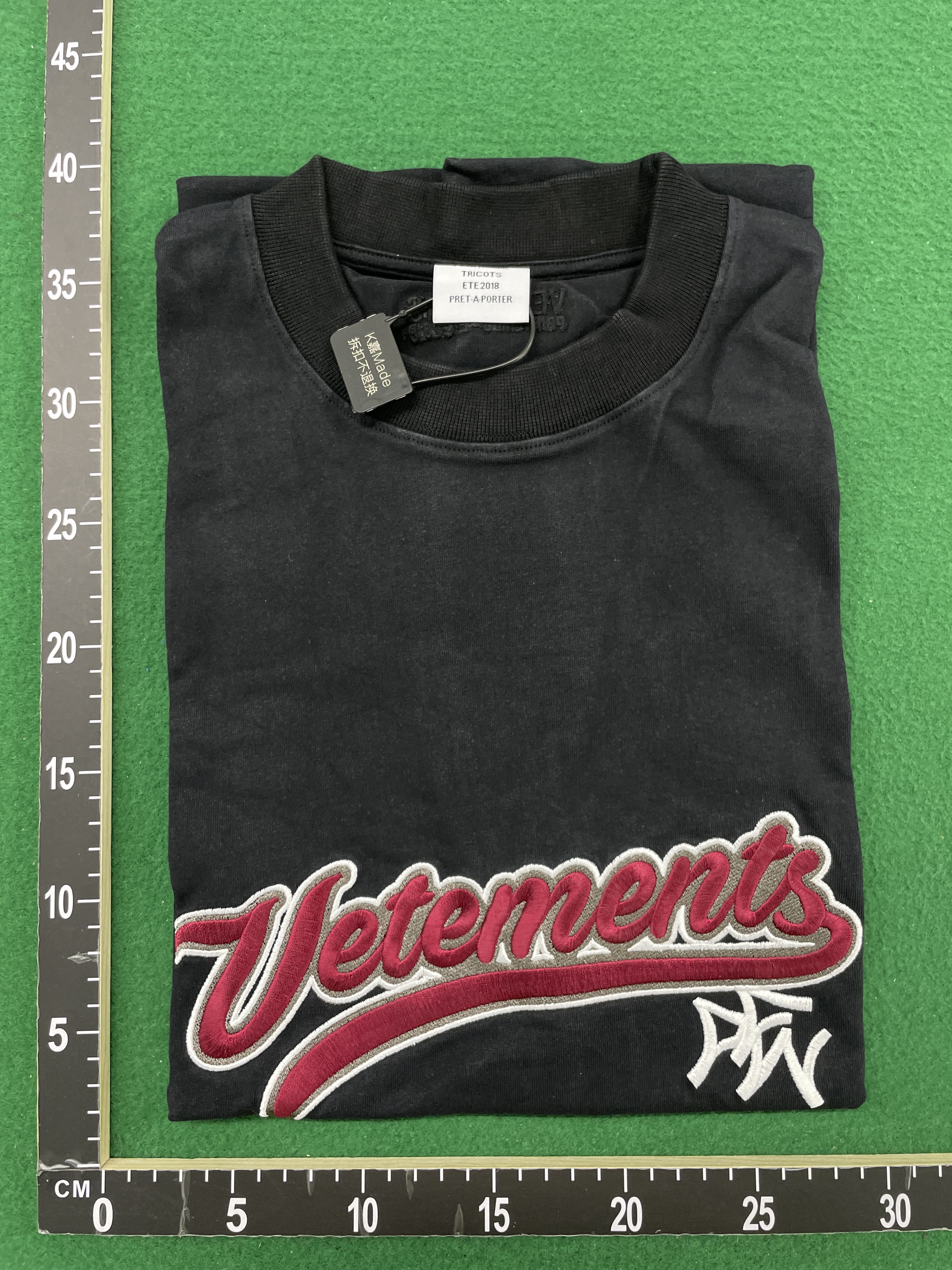 T-shirt — photo QC 1 sur 44