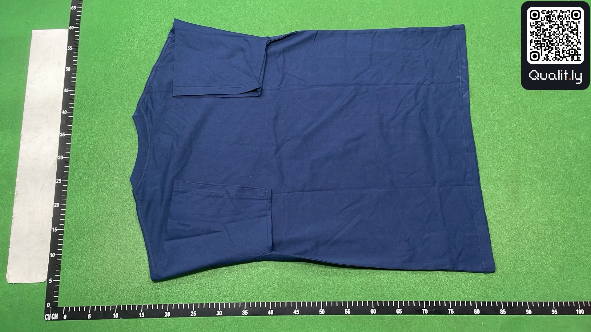 T-shirt — foto QC 3 di 34