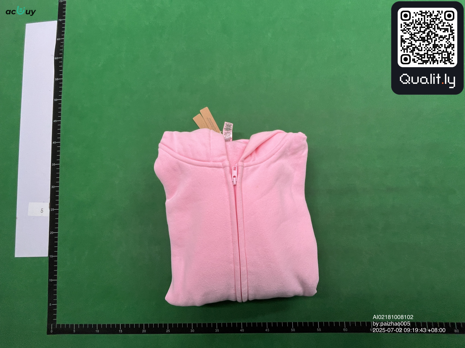 Pants QC photo 1 of 24