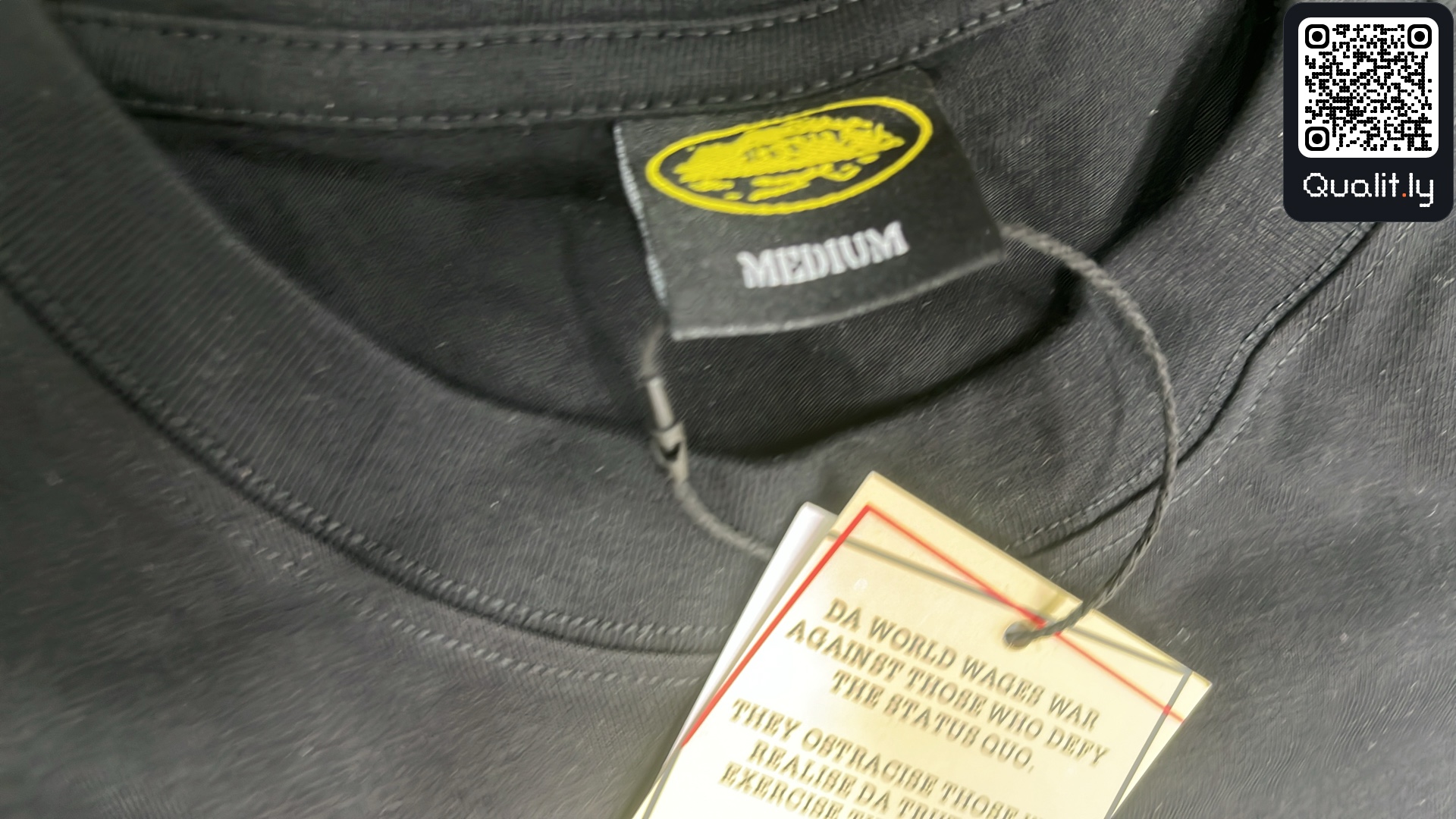 Pantaloni scurți — fotografie QC 1 din 4