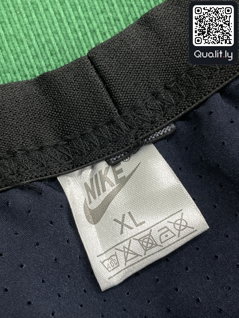 Pants QC photo 3 of 85