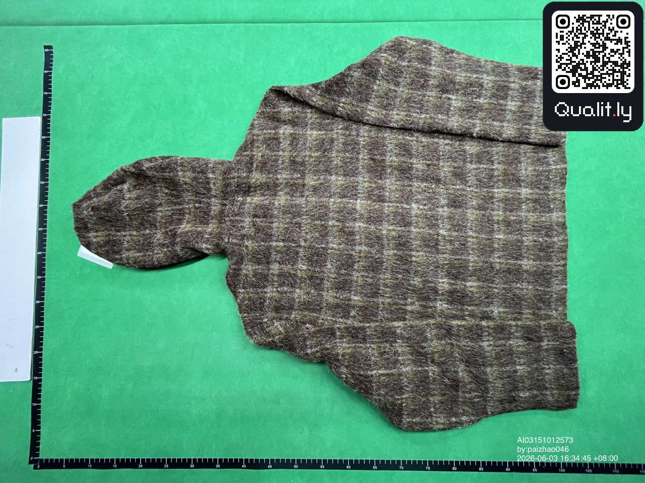 Hoodie — QC-foto 2 av 4