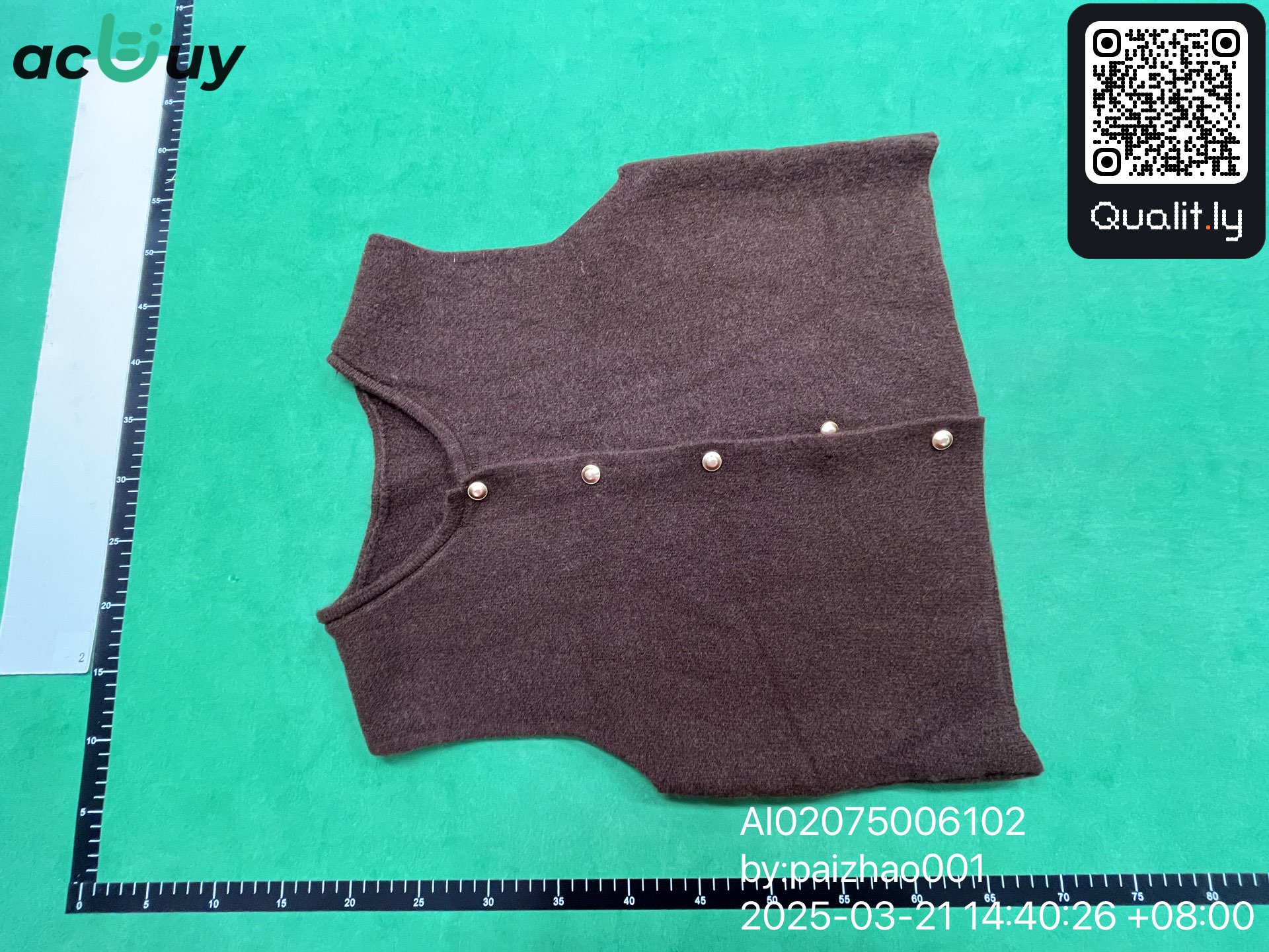 Sweater QC photo 3 of 3