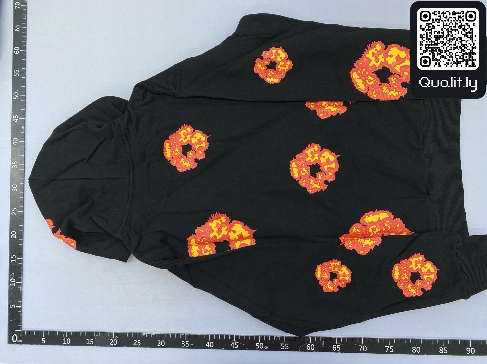 Hoodie — QC-foto 3 van 34