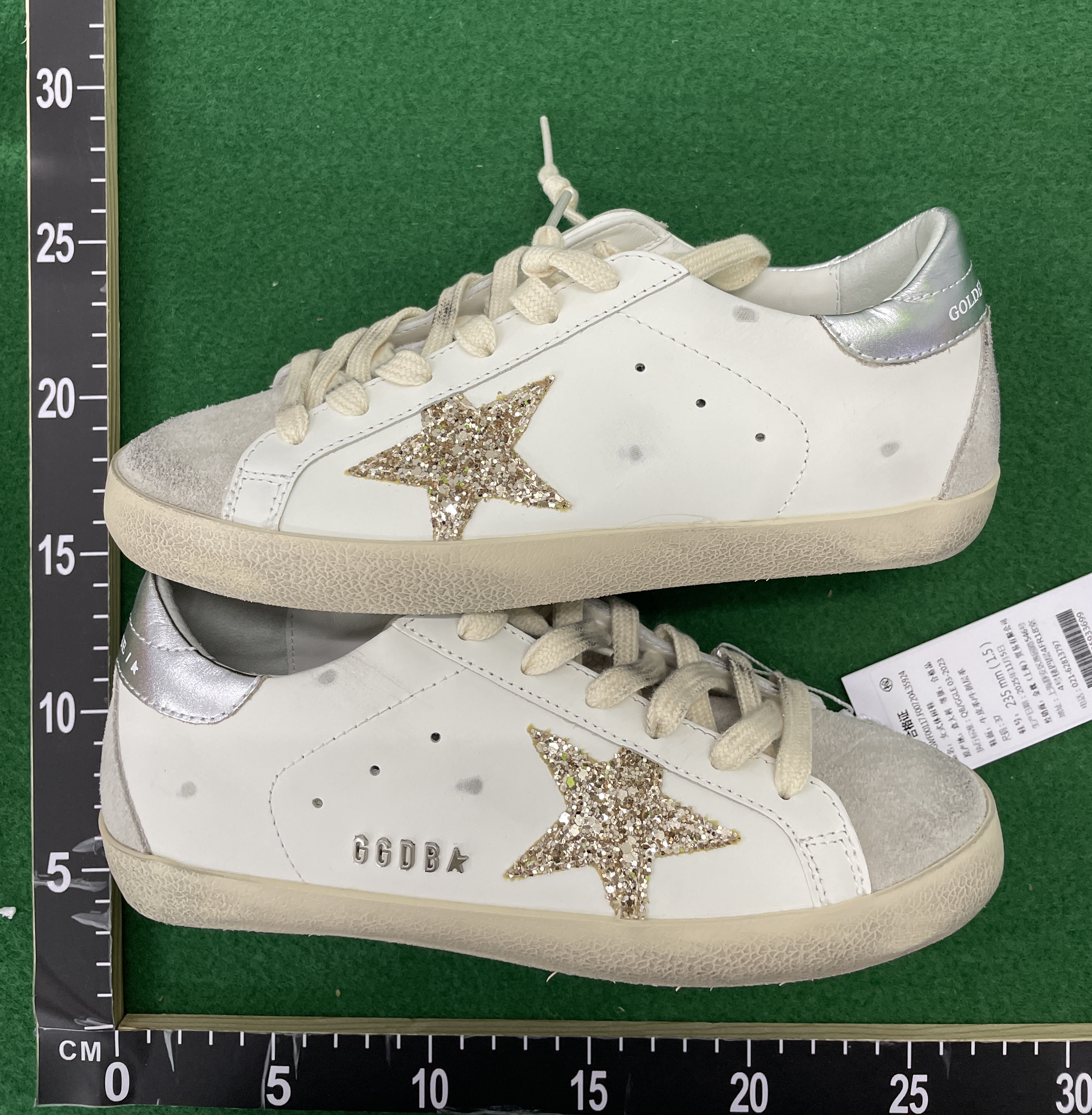 Sneakers QC photo 3 of 128