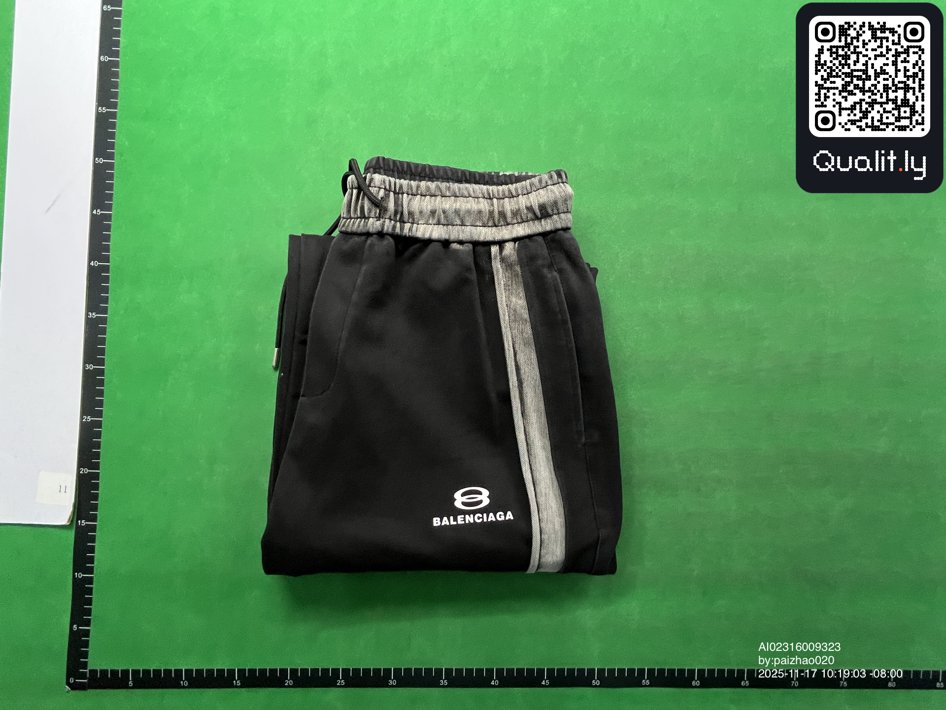 Jeans — foto QC 1 di 20