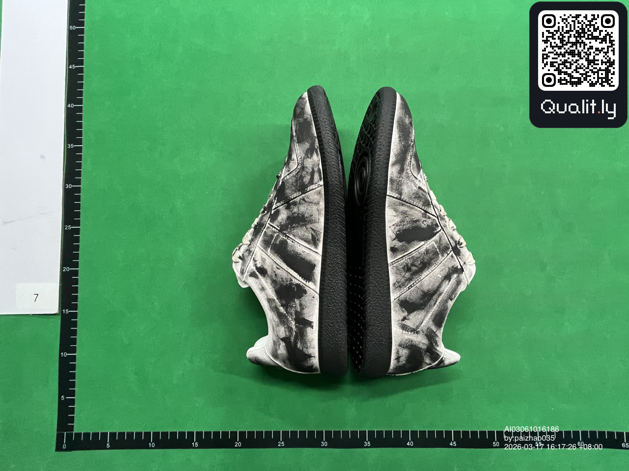 Sneakersy — zdjęcie QC 3 z 12