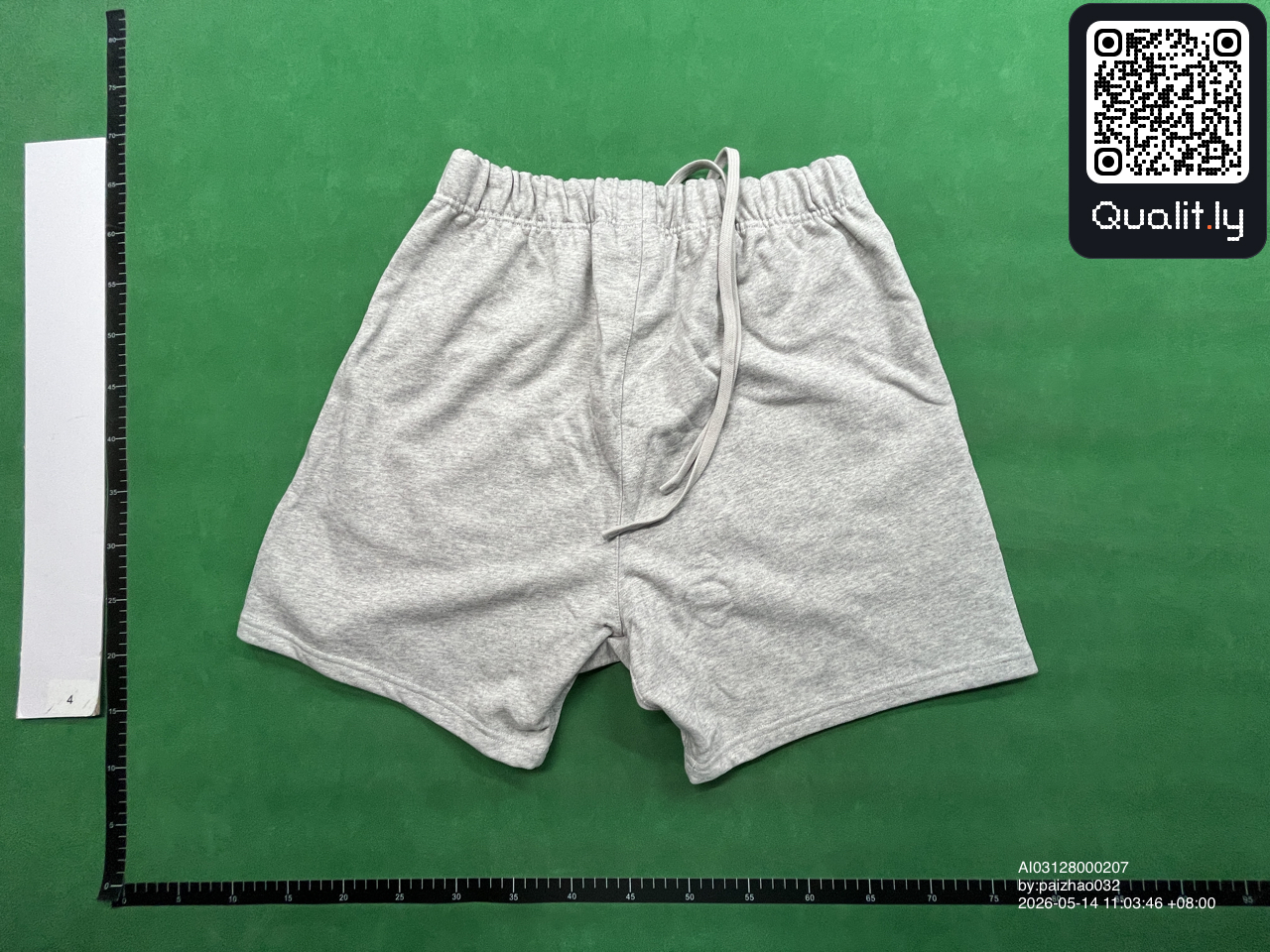 Short — photo QC 2 sur 4