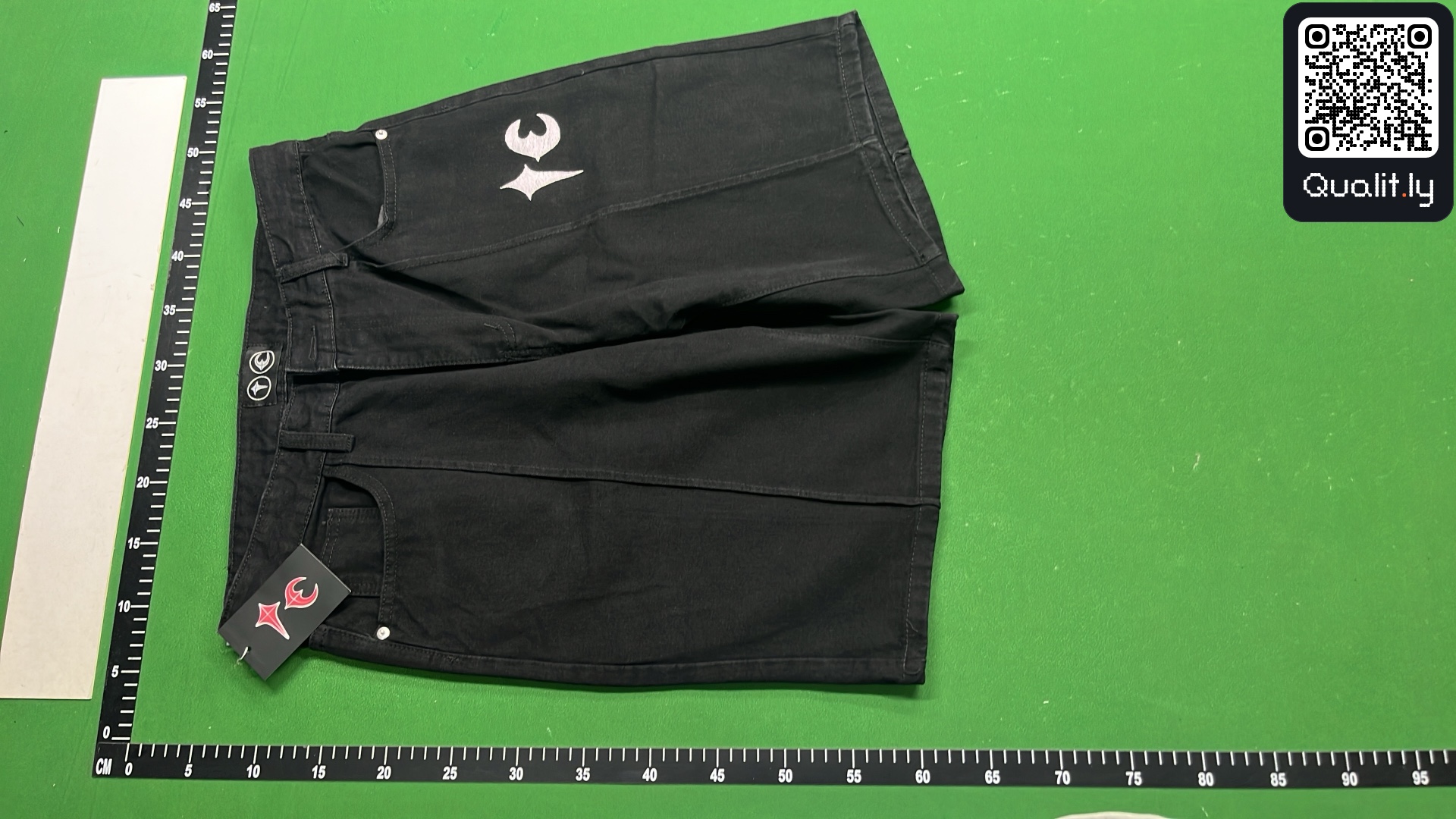Jeans QC photo 2 of 14