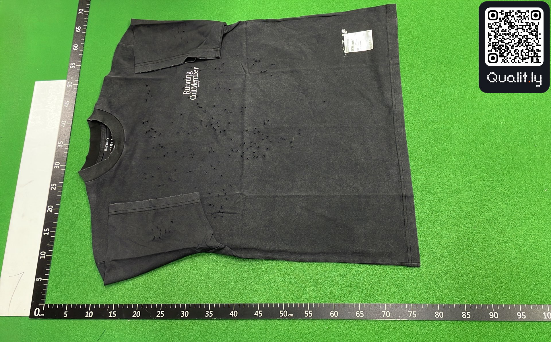 T恤 QC 照片 2 / 4