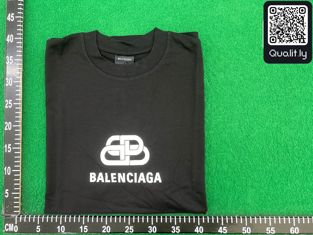 T-shirt QC photo 2 of 20