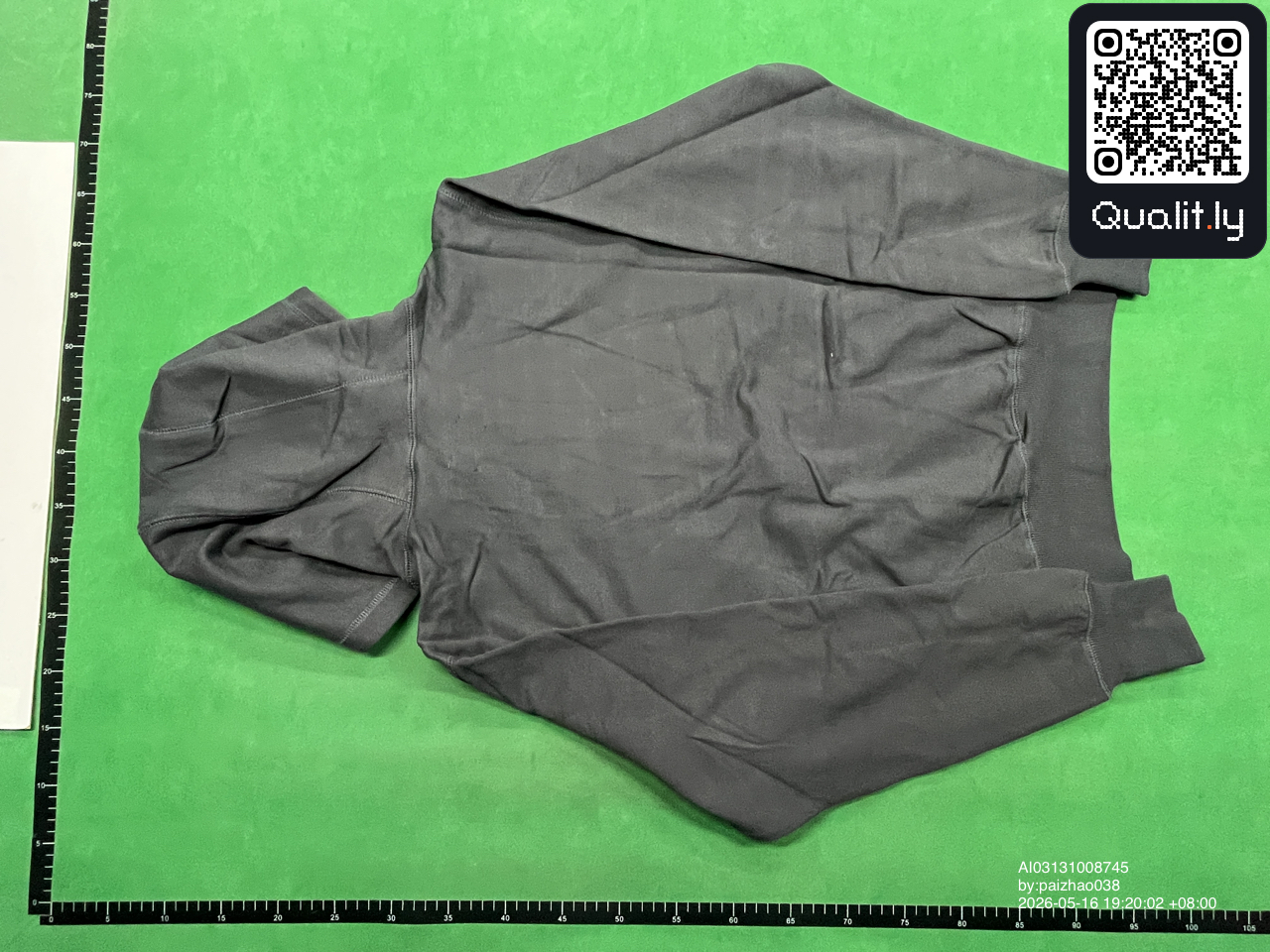 Hoodie — QC-foto 2 av 38