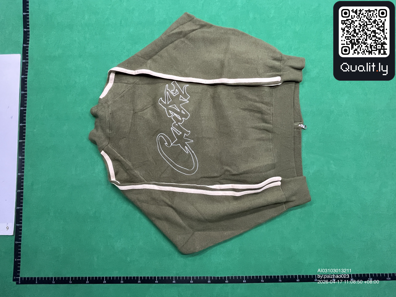 Pull — photo QC 2 sur 48