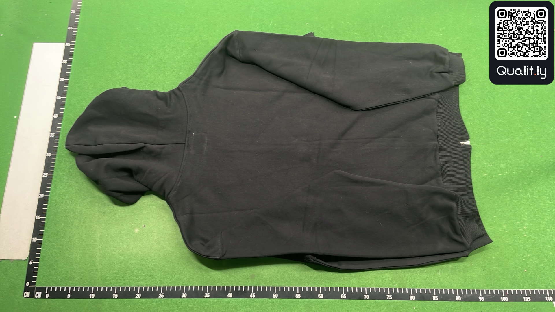 Hoodie — QC-foto 3 van 4