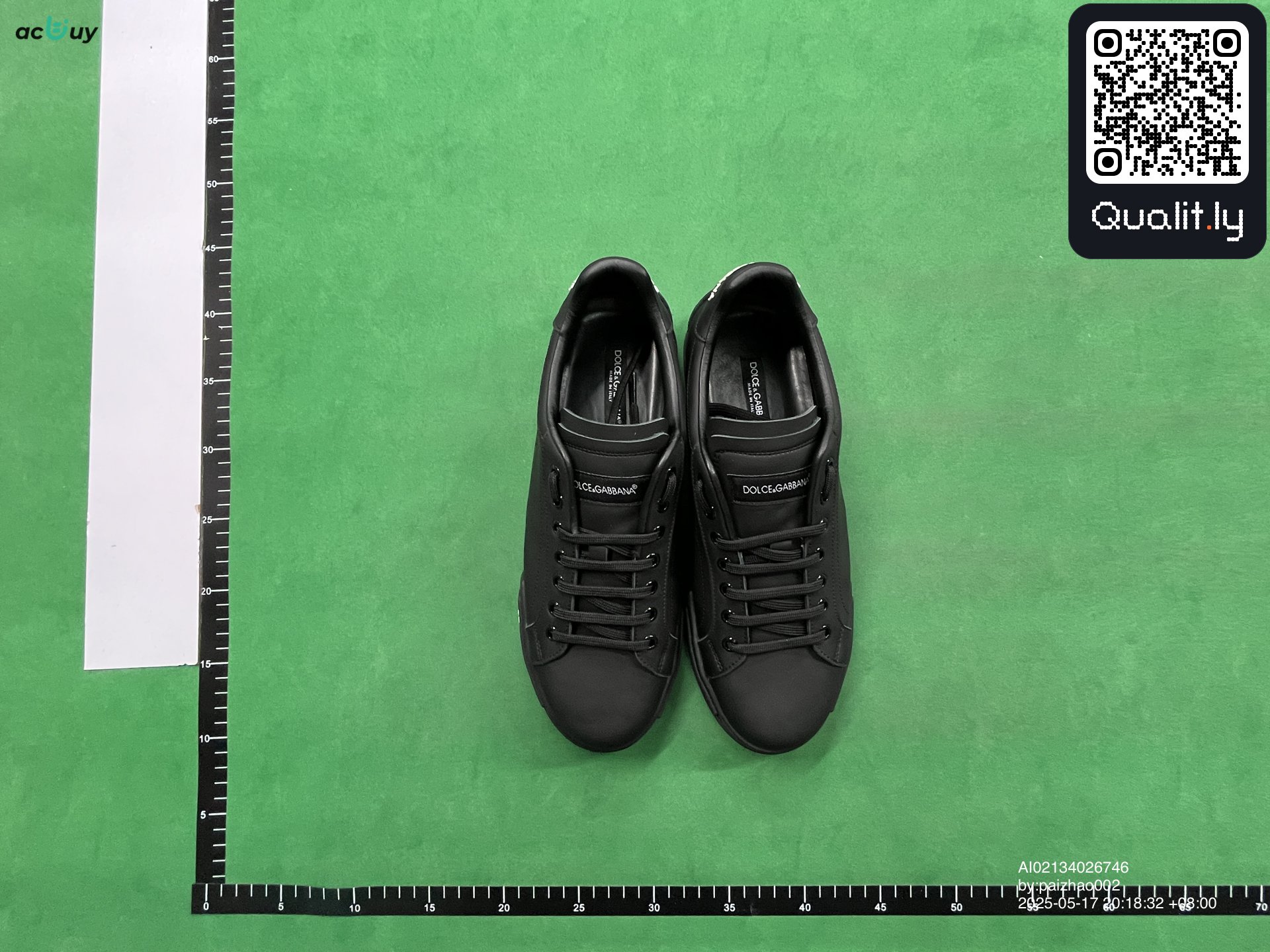 Sneakers — QC-foto 1 van 24