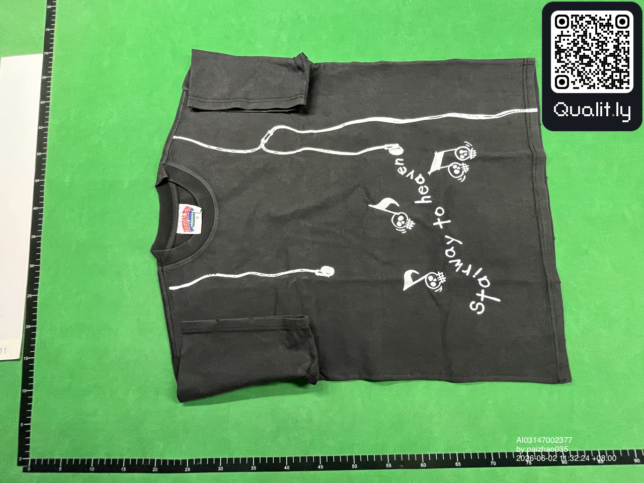 T-shirt QC photo 3 of 8