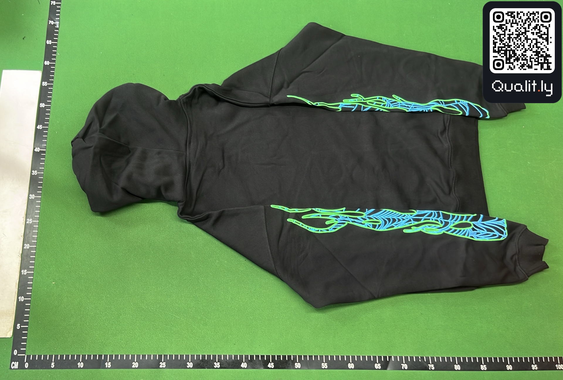 Hoodie — QC-foto 3 av 44