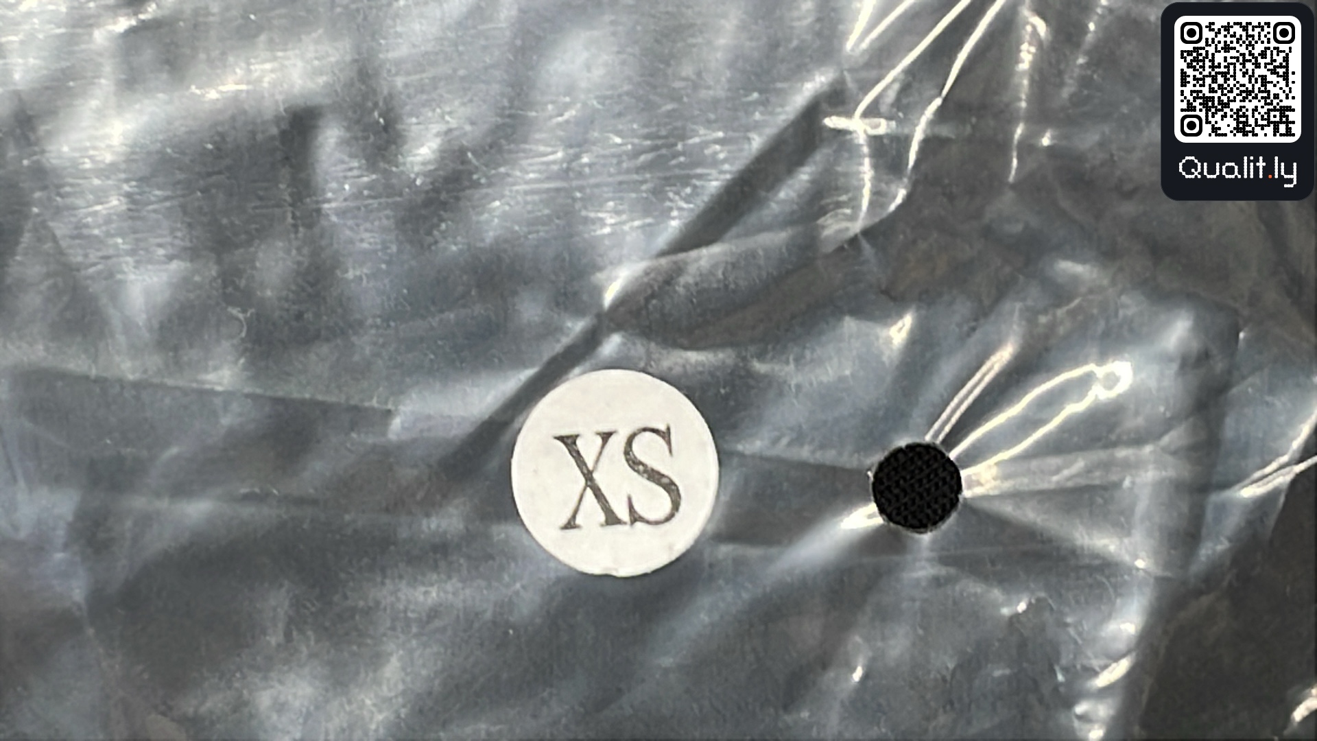 Camiseta — foto QC 1 de 74