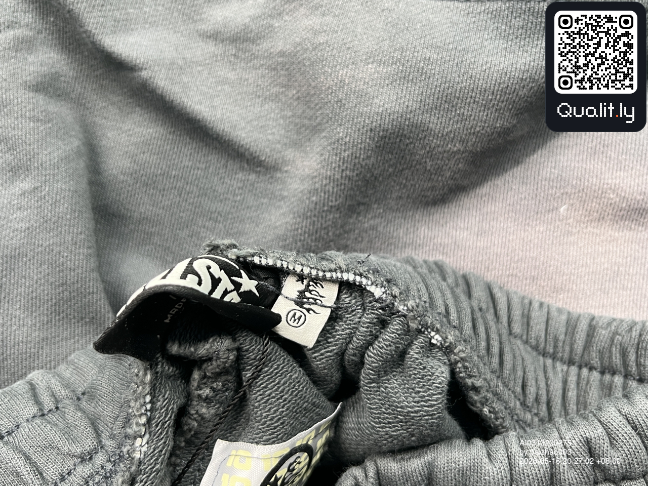 Short — photo QC 1 sur 94