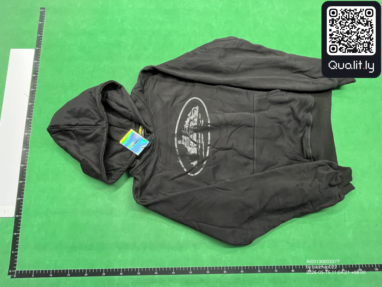 Hoodie — QC-Foto 3 von 10