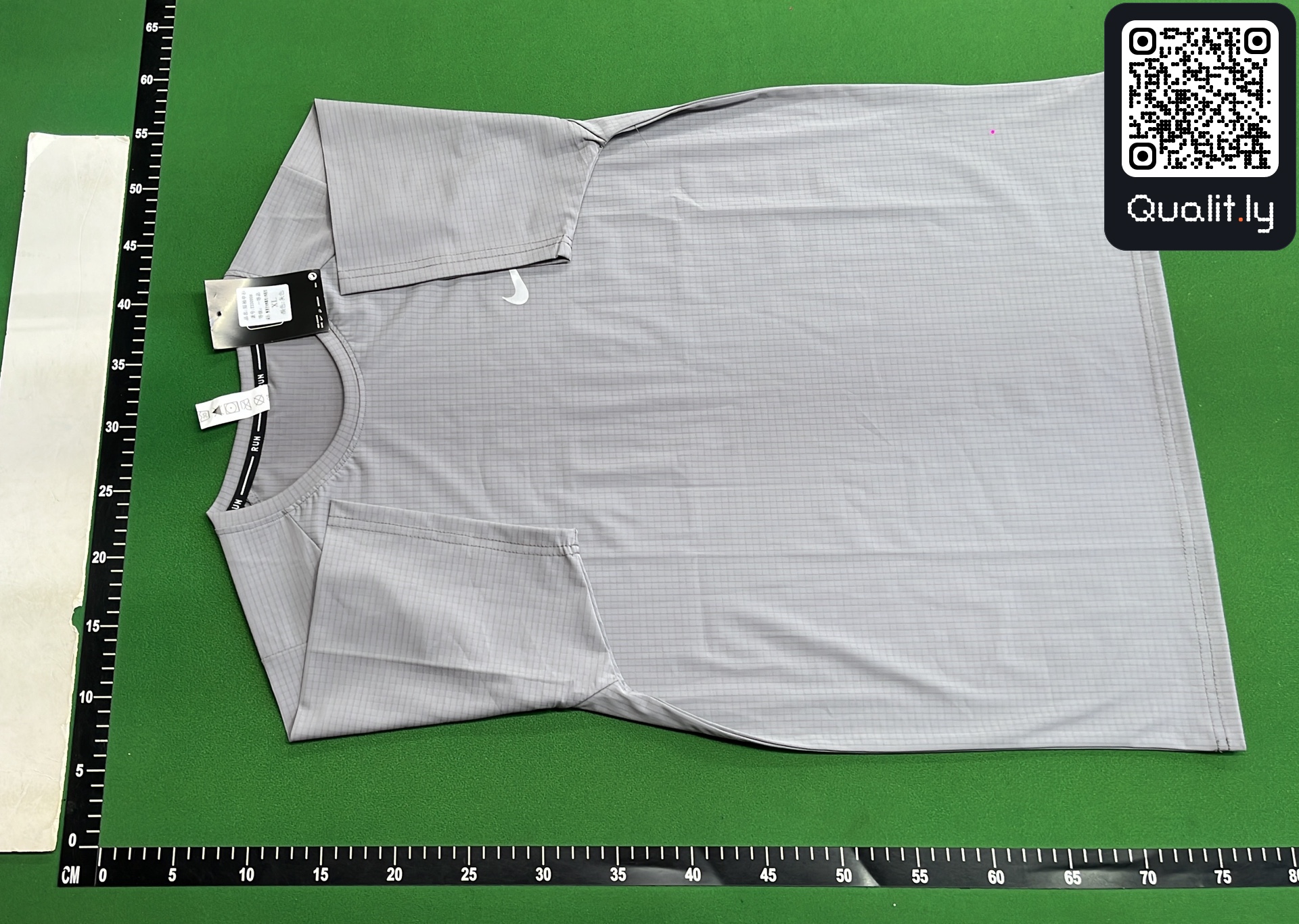 T-Shirt — QC-Foto 2 von 5