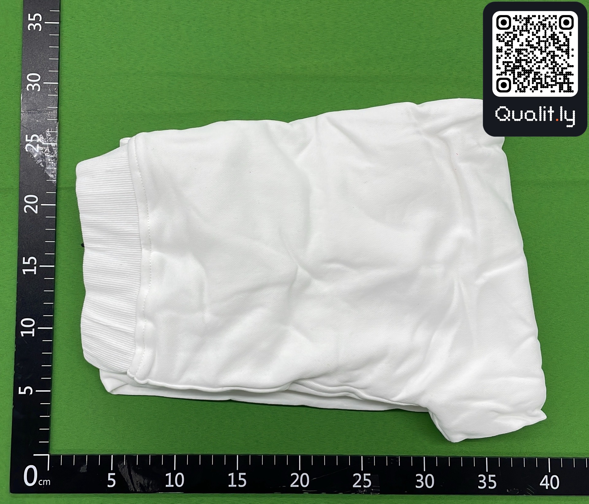Sweatshirt — QC-foto 1 av 96