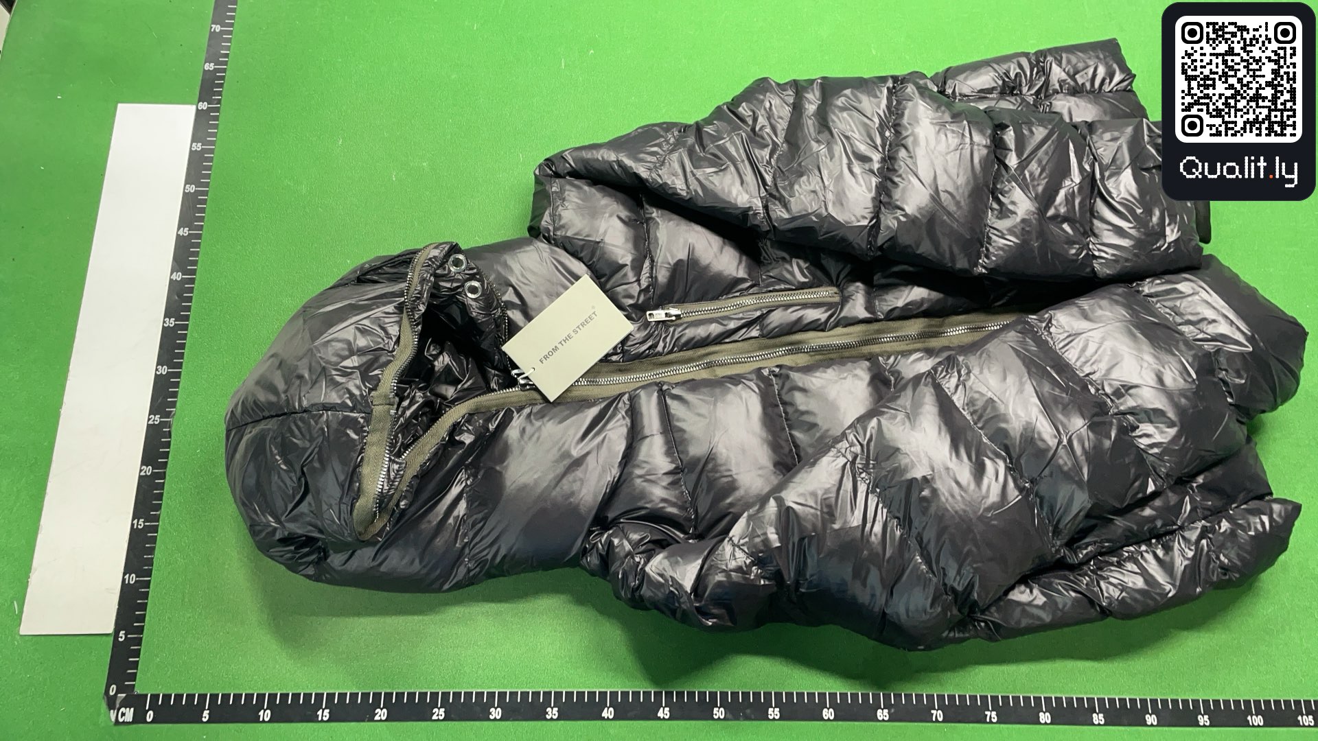 Jacket QC photo 2 of 55