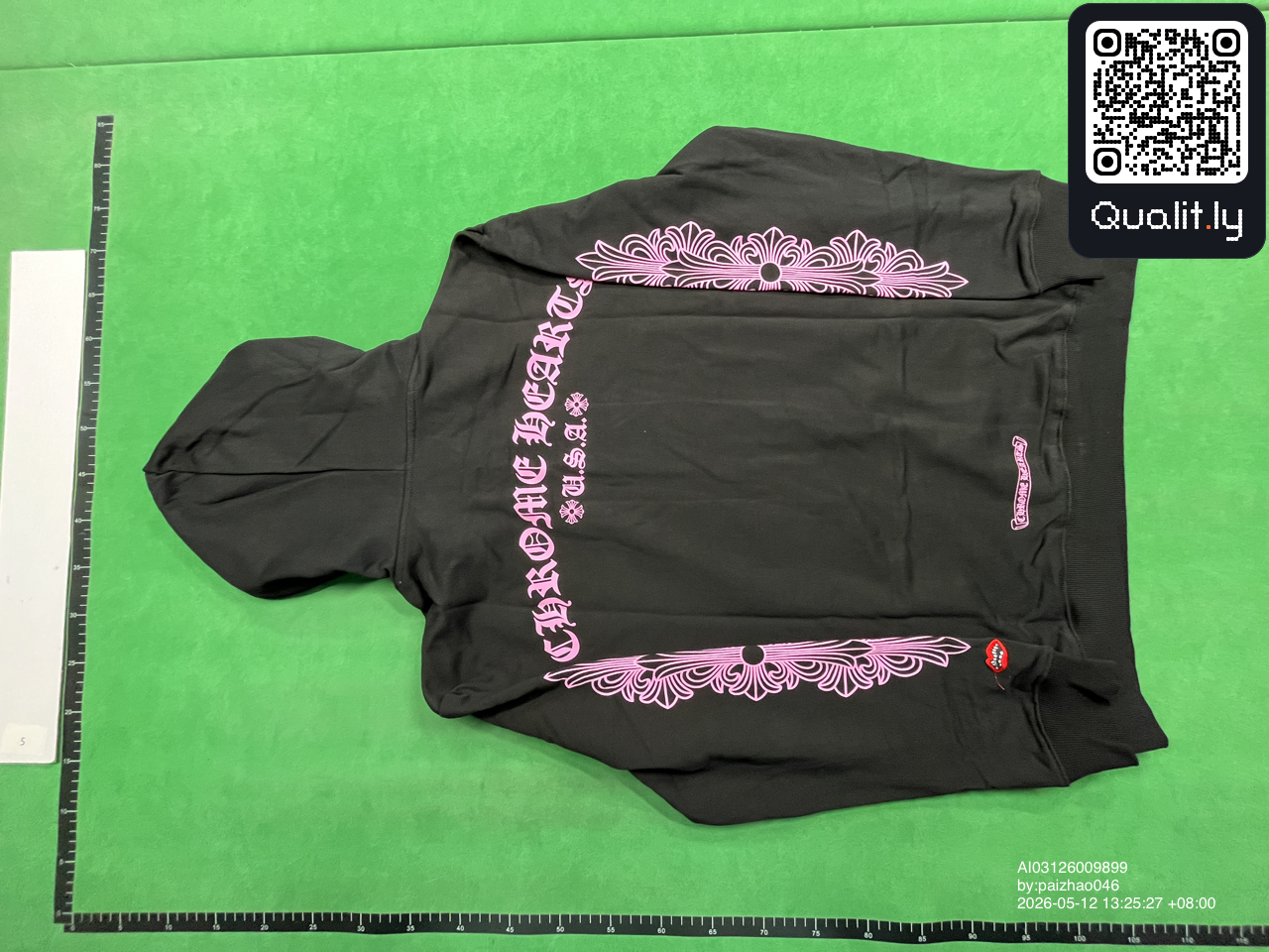Hoodie — QC-Foto 2 von 4