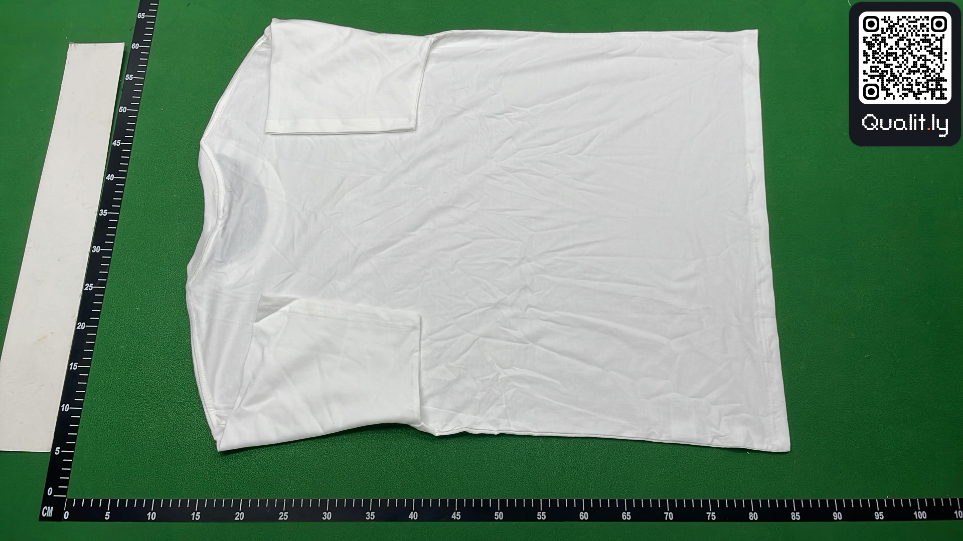 T-Shirt — QC-Foto 3 von 4