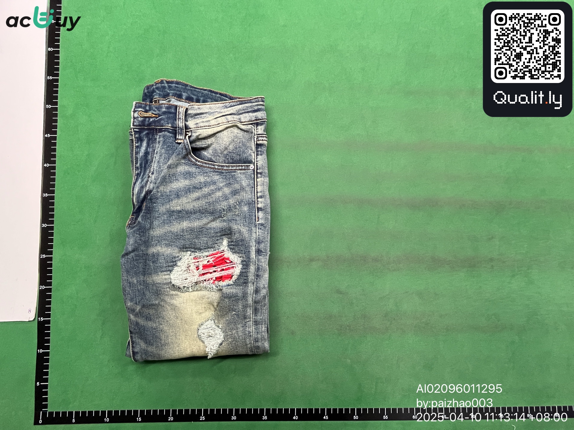 牛仔裤 QC 照片 1 / 4
