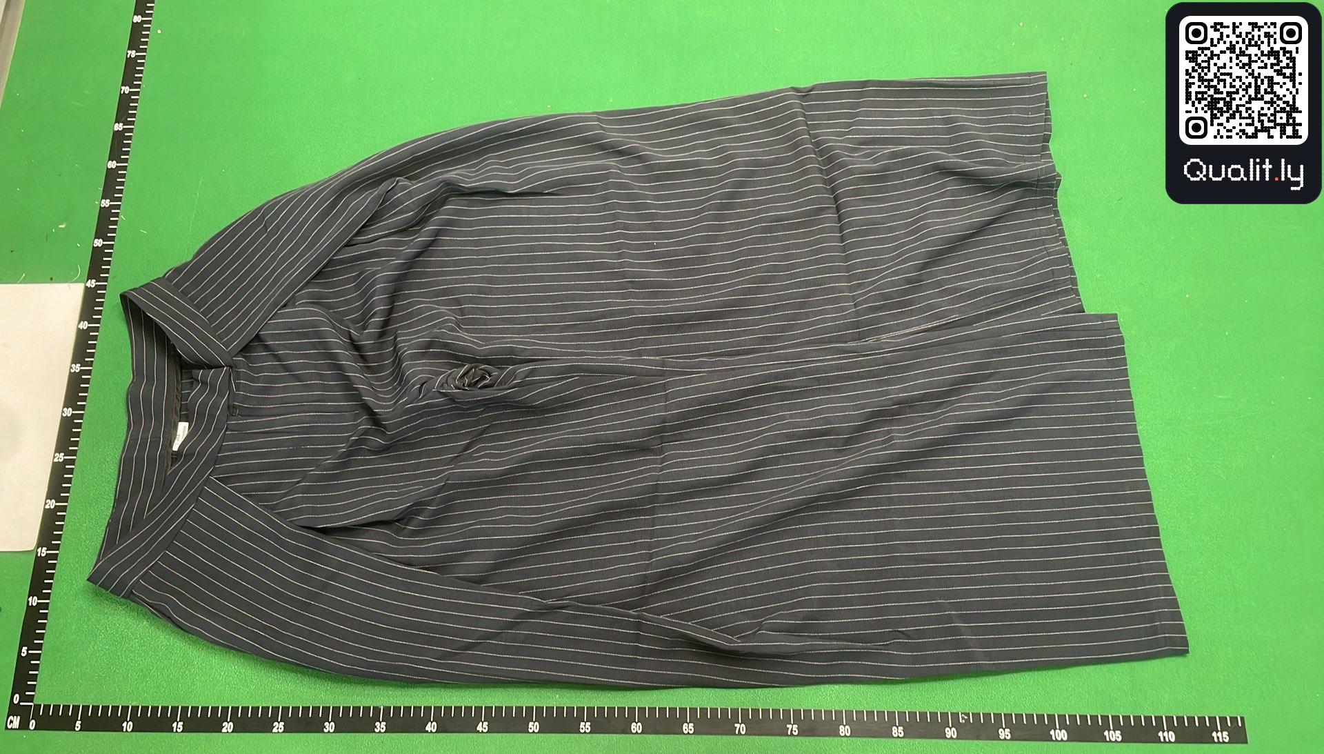 Pants QC photo 2 of 16