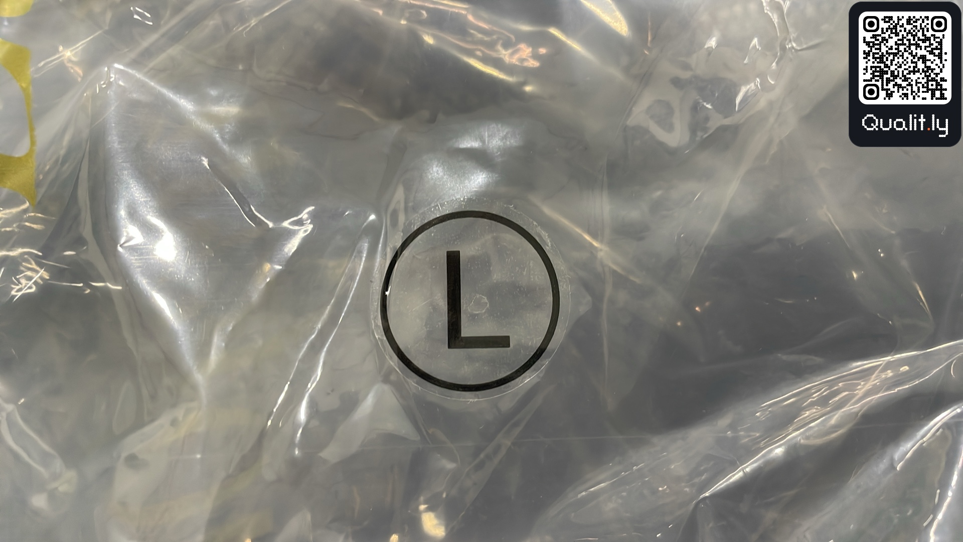 Jacket QC photo 1 of 42
