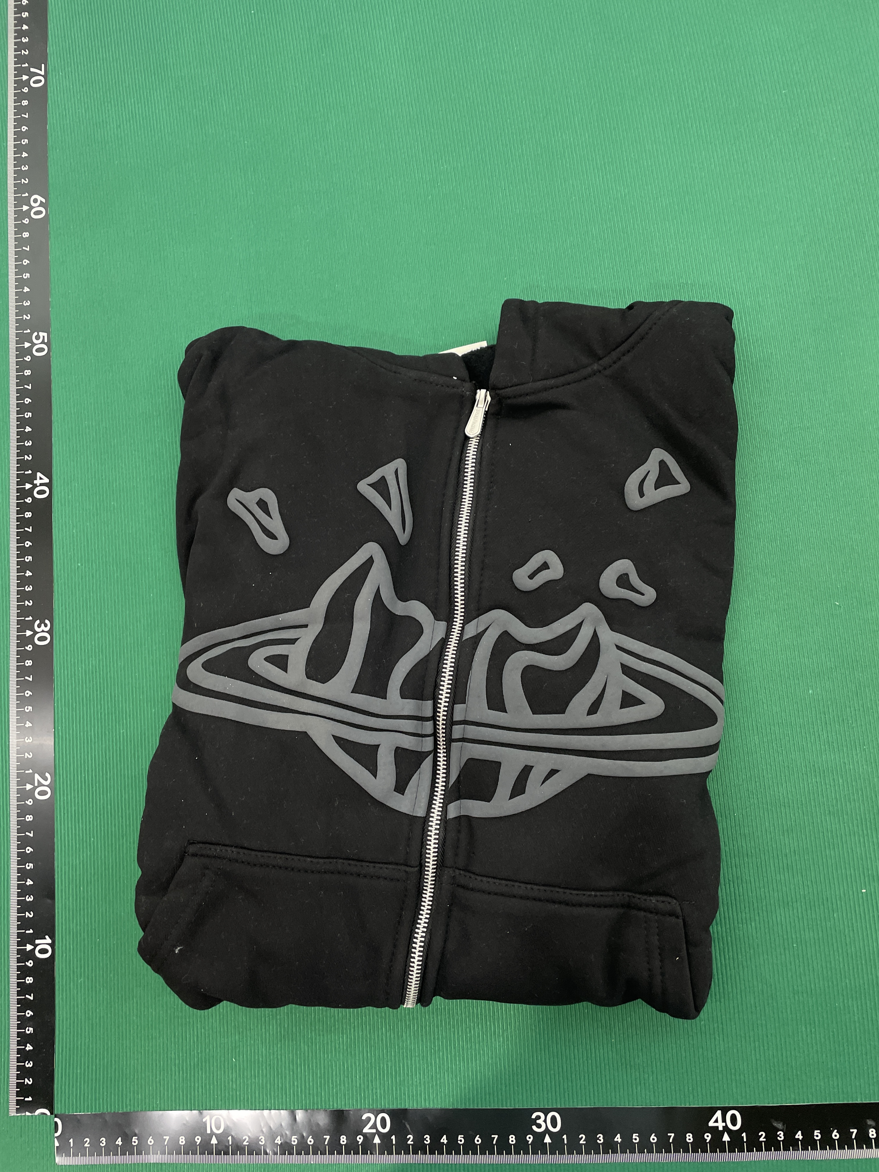 Hoodie — QC-Foto 1 von 15