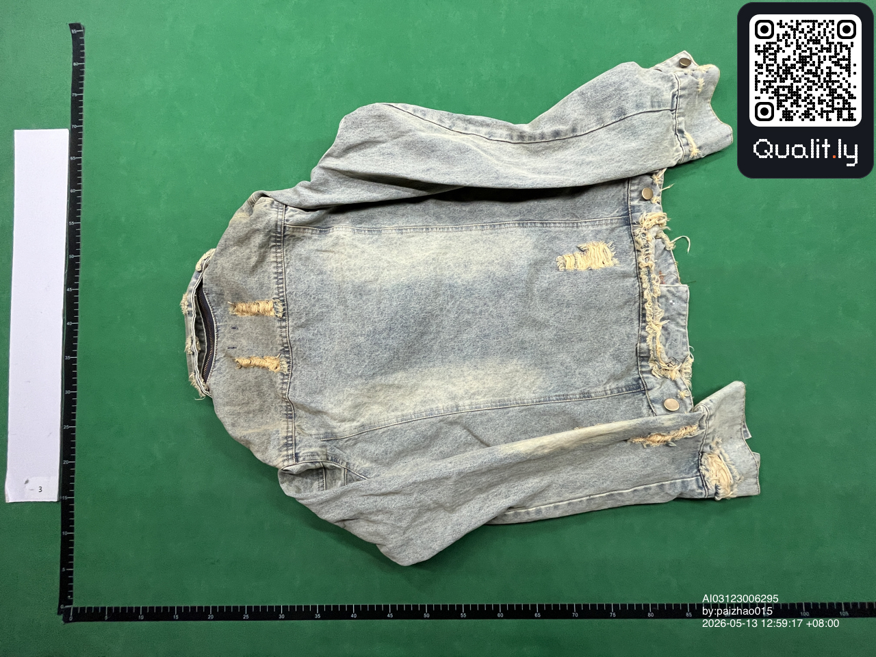 Veste — photo QC 2 sur 4
