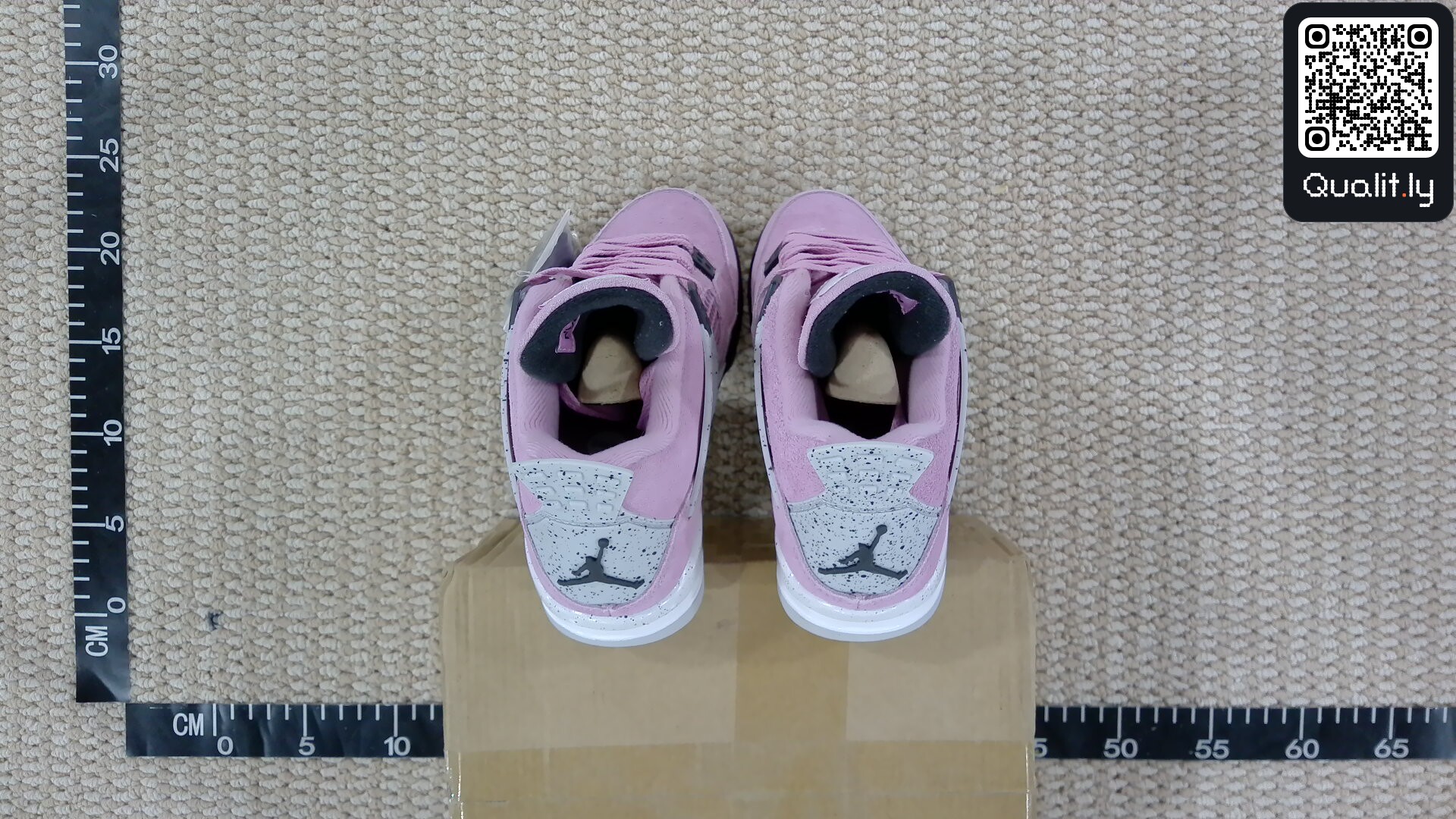 Sneakers QC photo 2 of 14