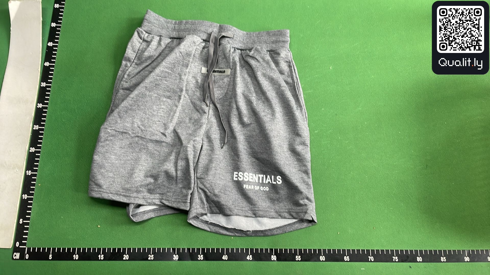 Pantalón corto — foto QC 2 de 72